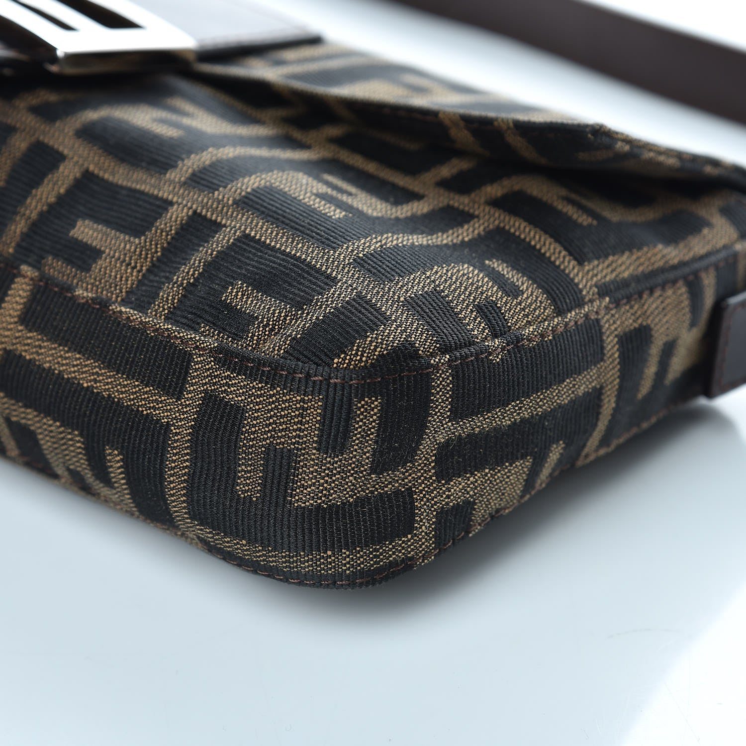 Fendi Zucca Baguette Tobacco 8 of 8