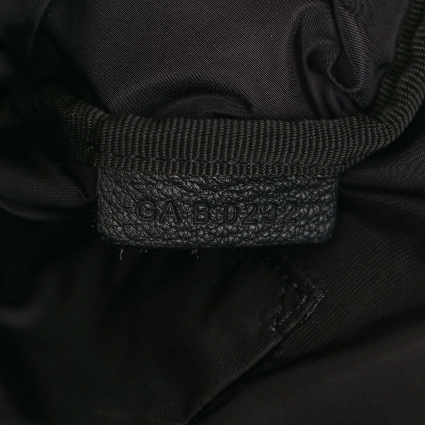 Nylon Essential U 4G Belt Bag Black