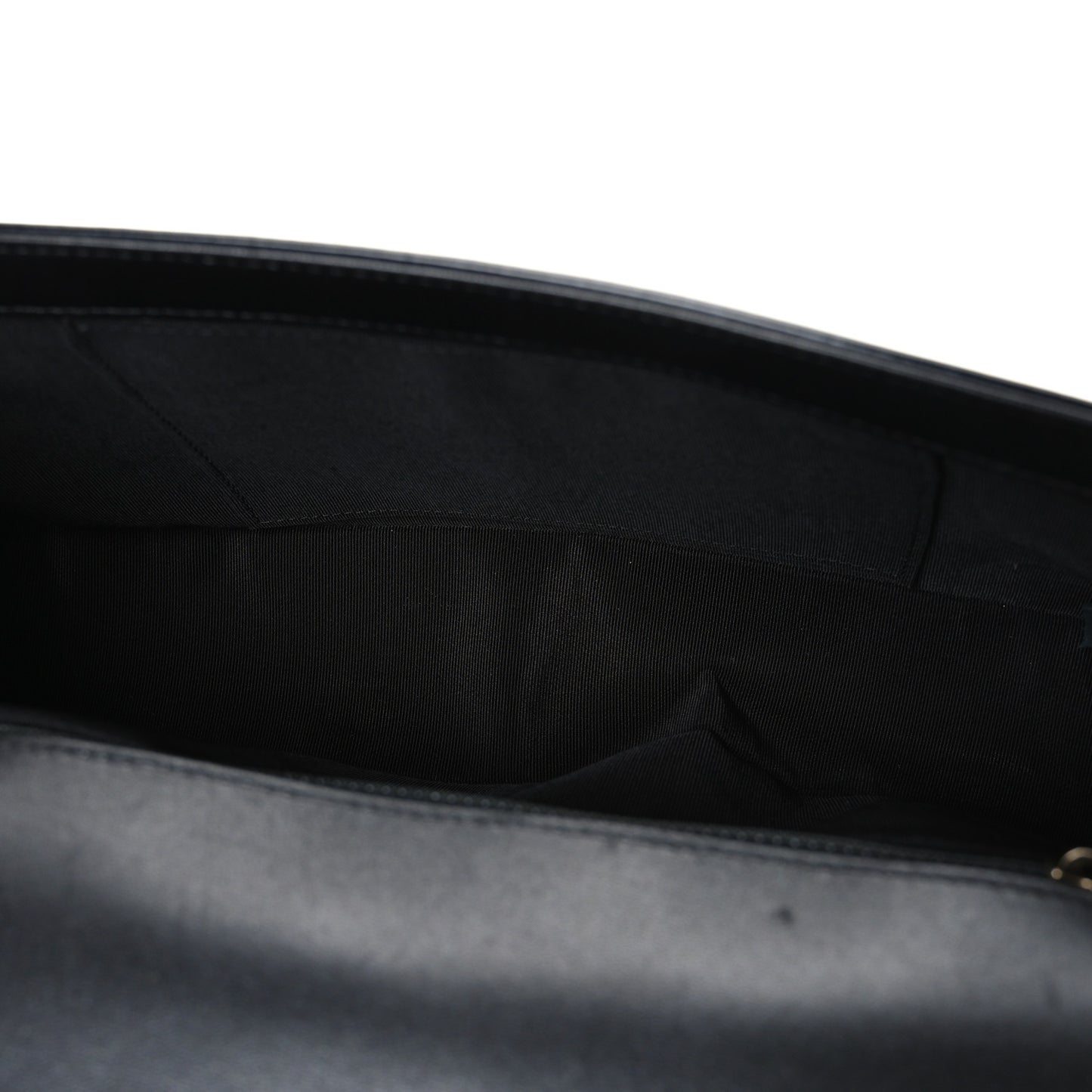 Iridescent Glazed Calfskin Quilted New Medium Boy Flap Black