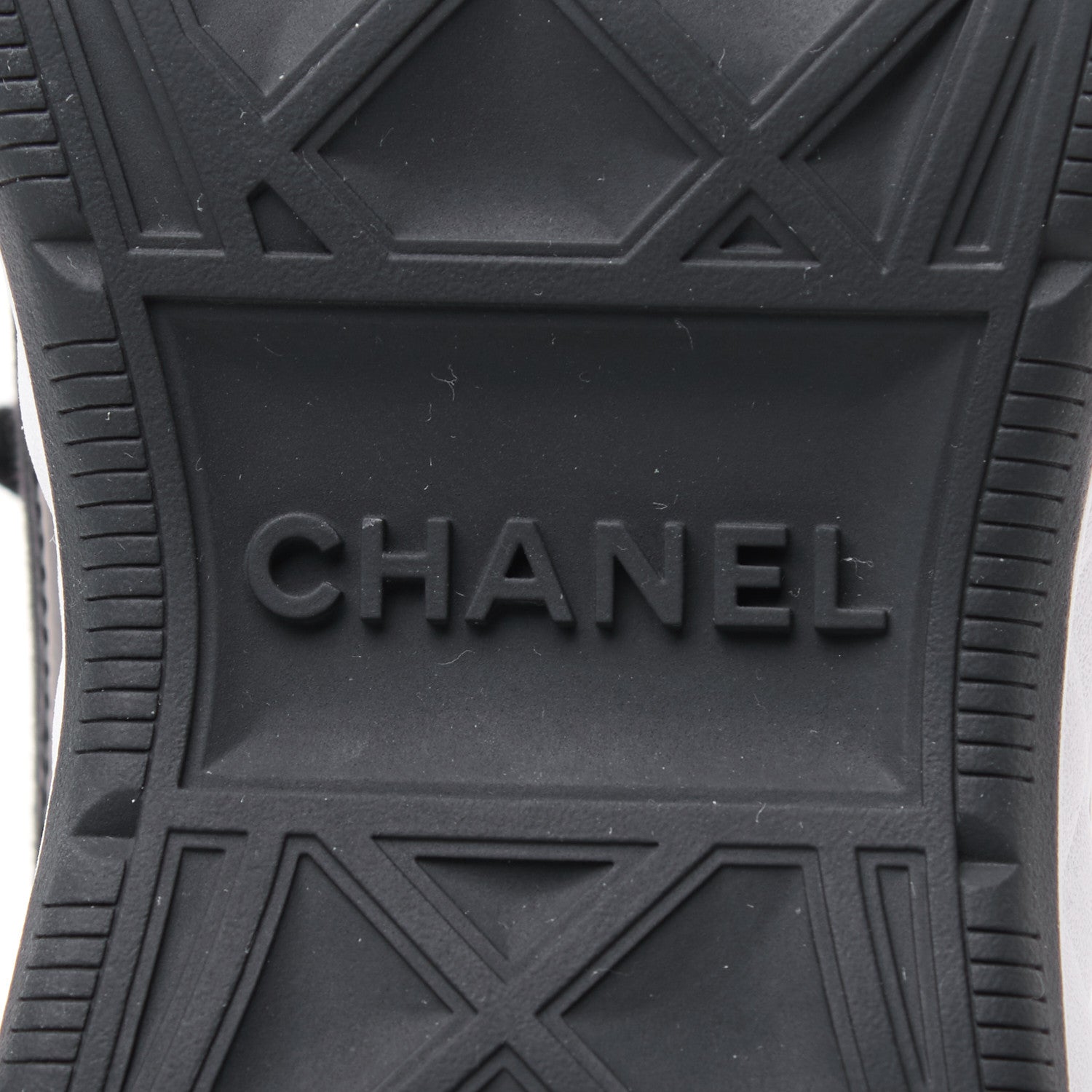 Chanel Velvet Calfskin Mixed Fibers CC Sneakers 41 Black 7 of 13