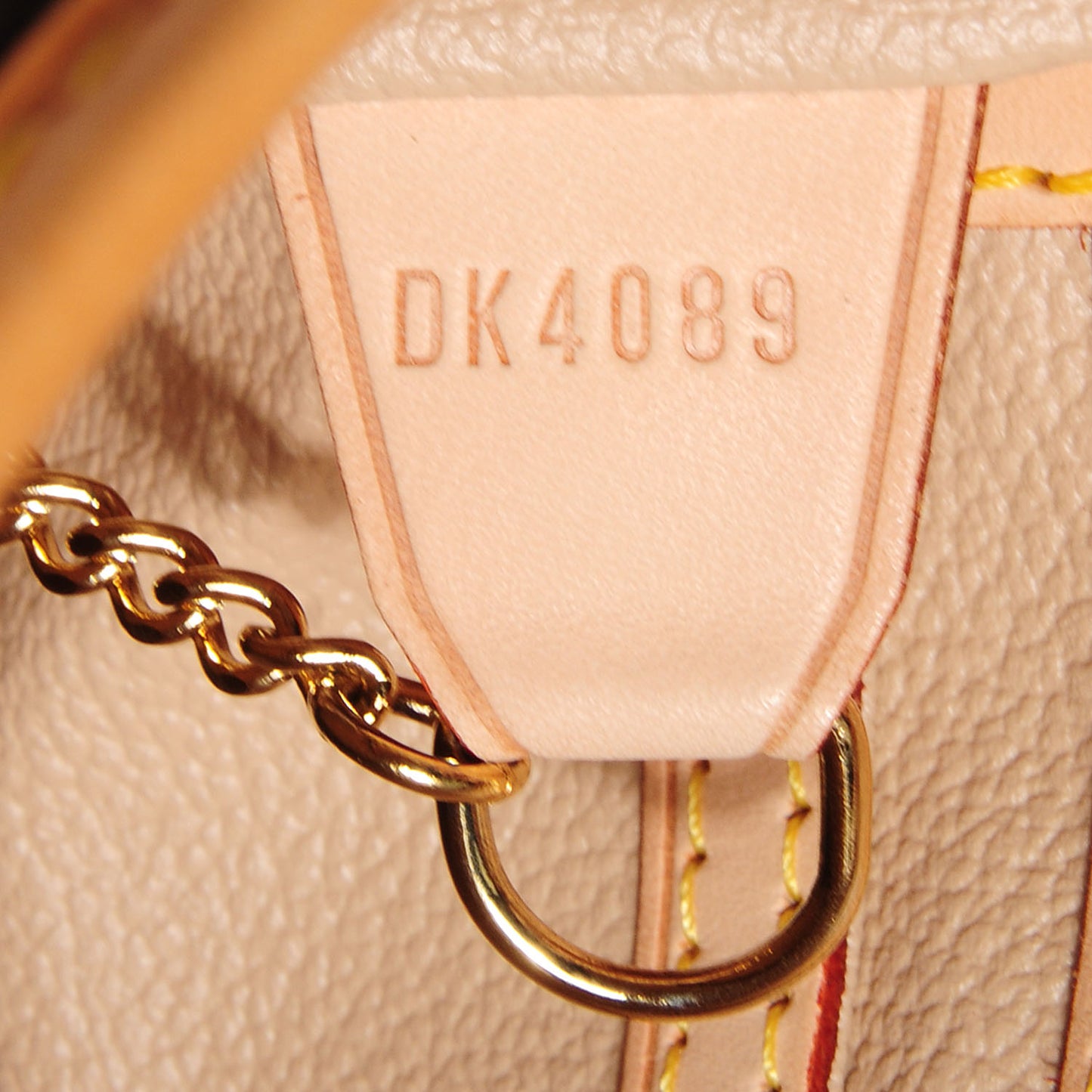 Monogram Petit Bucket 23