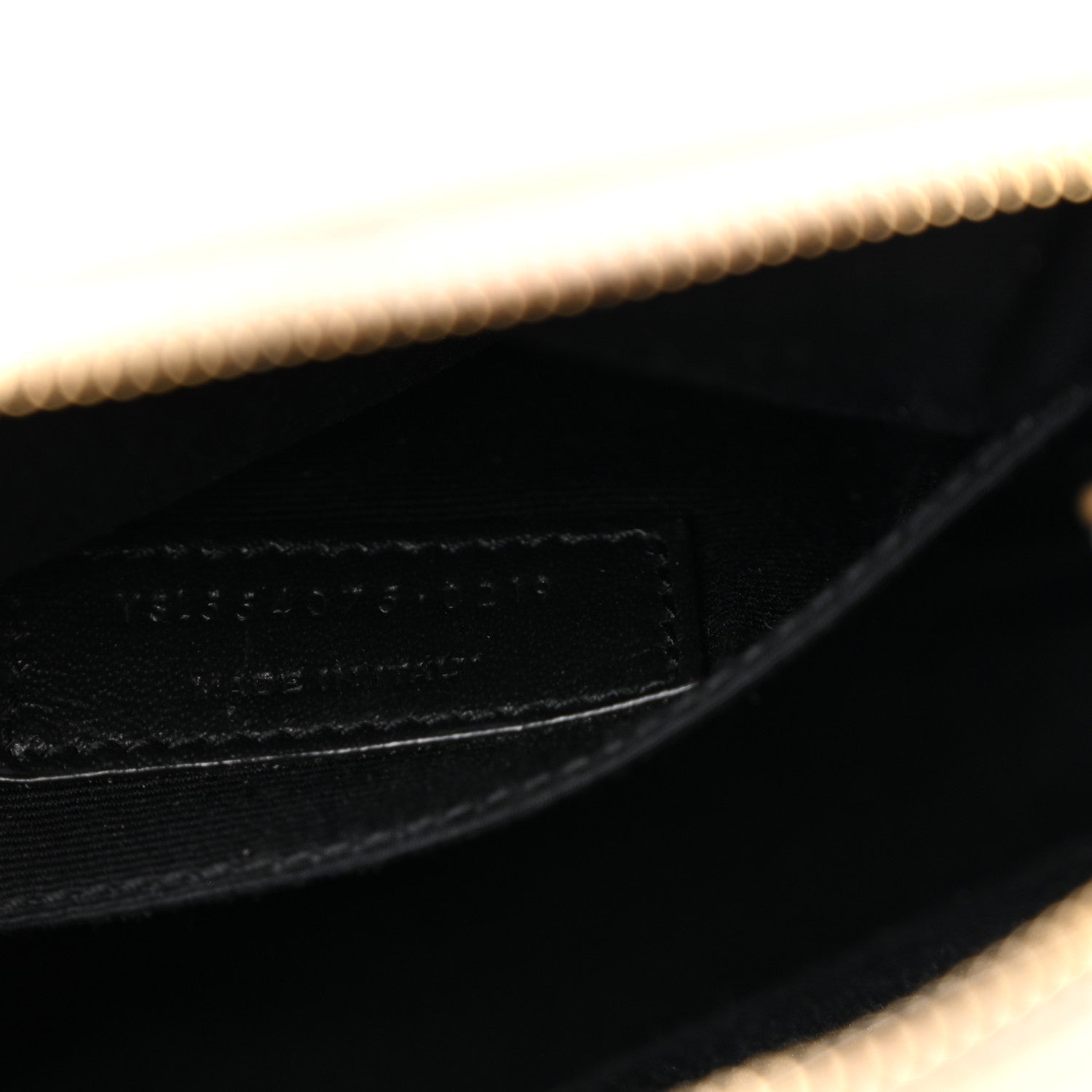 Saint Laurent Patent Matelasse Monogram Toy Vicky Camera Bag Off White 6 of 13