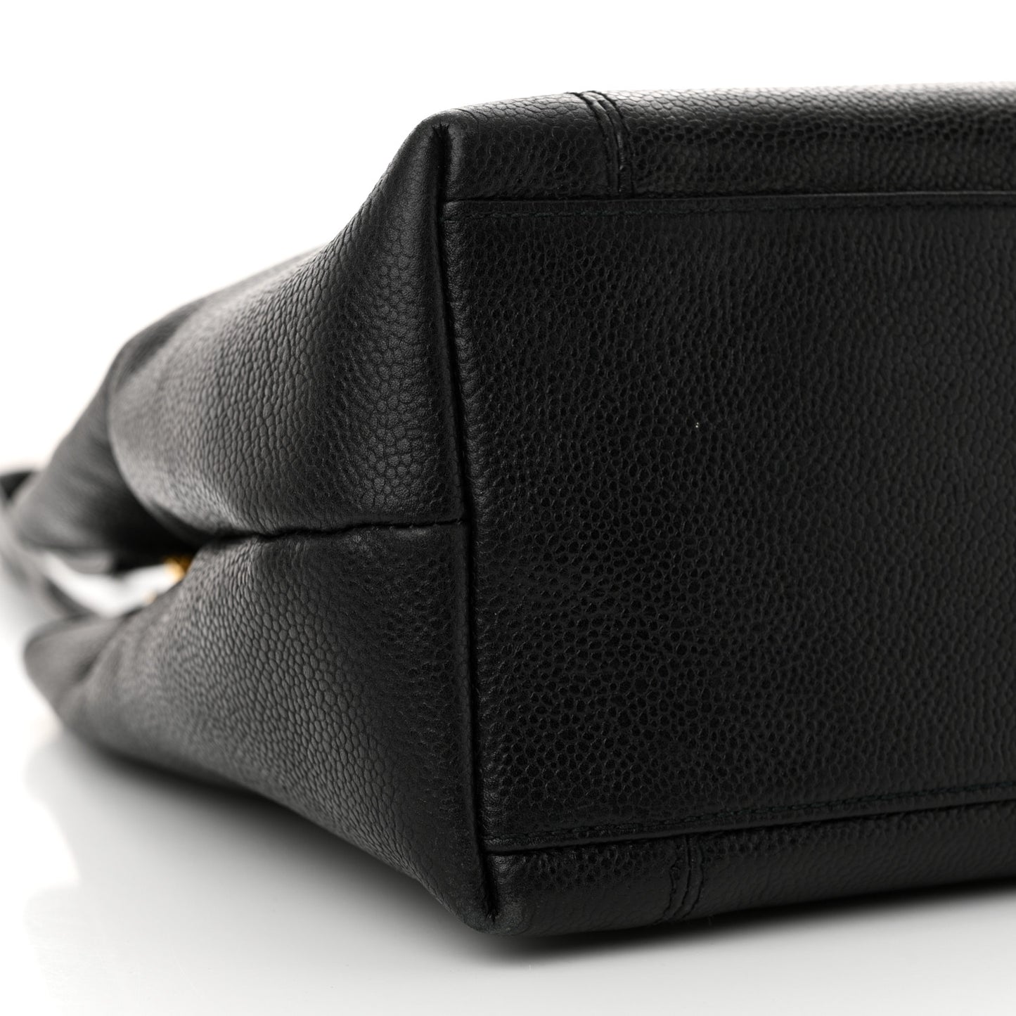 Caviar Embroidered Logo Shoulder Bag Black