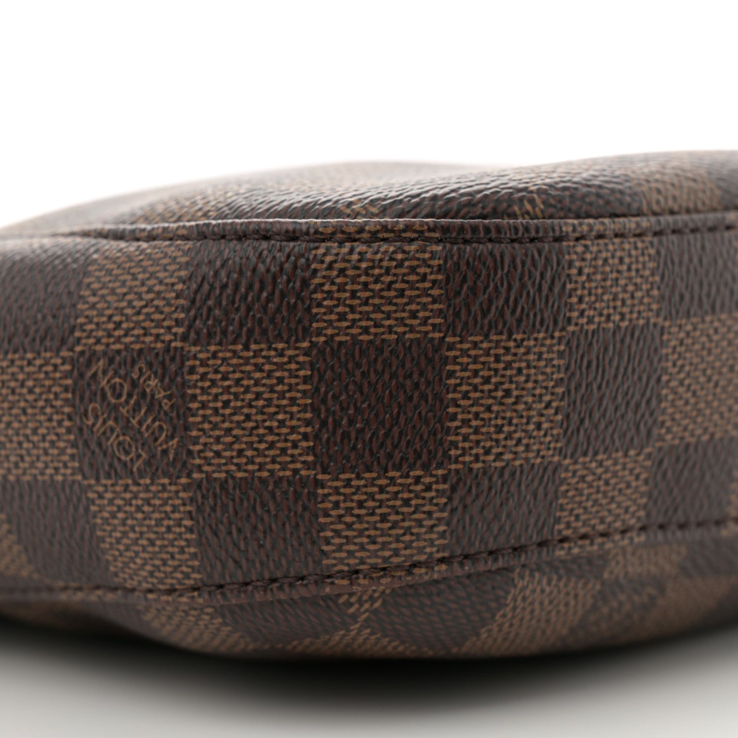 Louis Vuitton Damier Ebene South Bank Besace 9 of 10