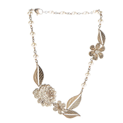 Chanel Pearl CC Camellia Short Necklace Gold 3 of 6