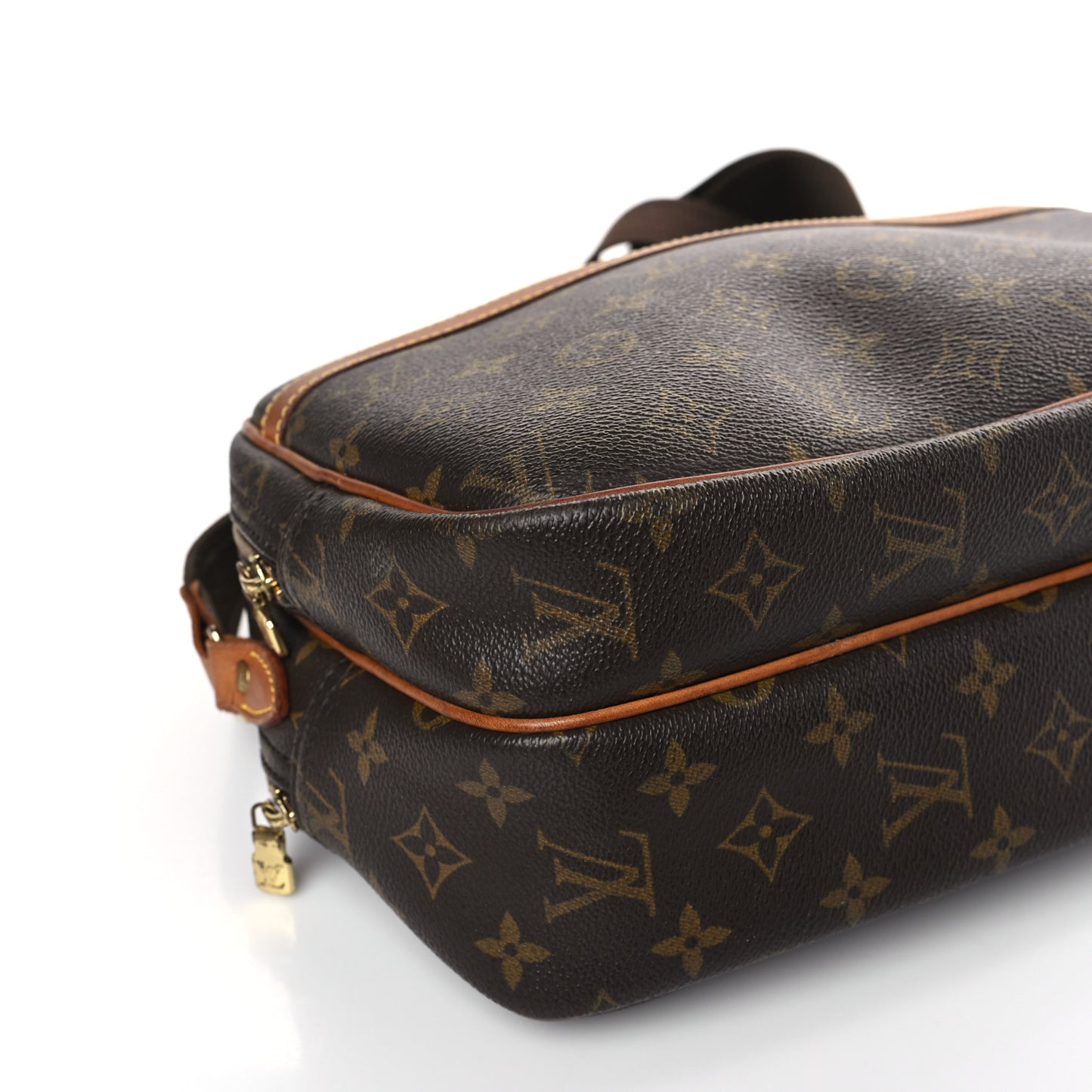 Monogram Reporter PM
