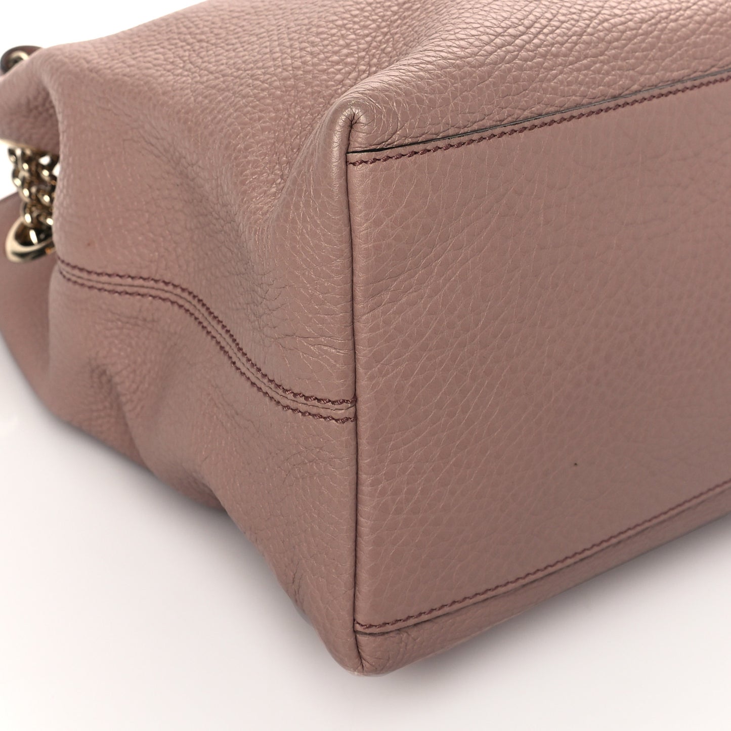 Pebbled Calfskin Medium Soho Chain Shoulder Bag Dark Cipria