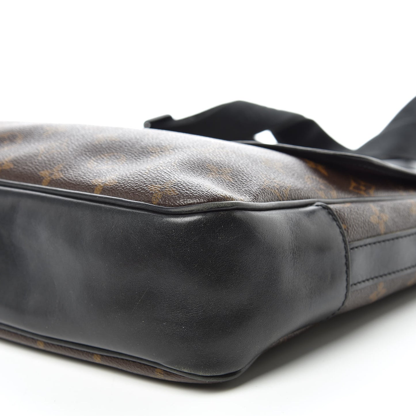 Monogram Macassar Bass GM
