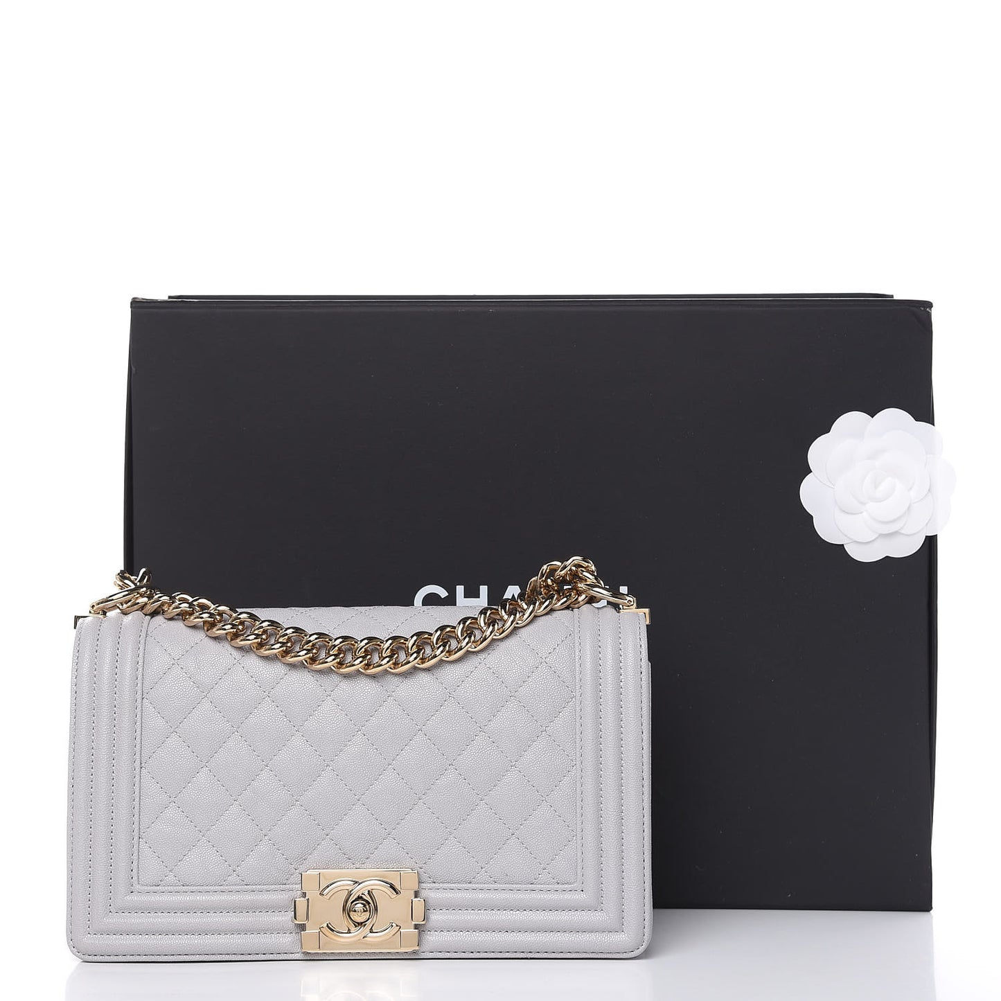 Iridescent Caviar Quilted Medium Boy Flap Light Grey