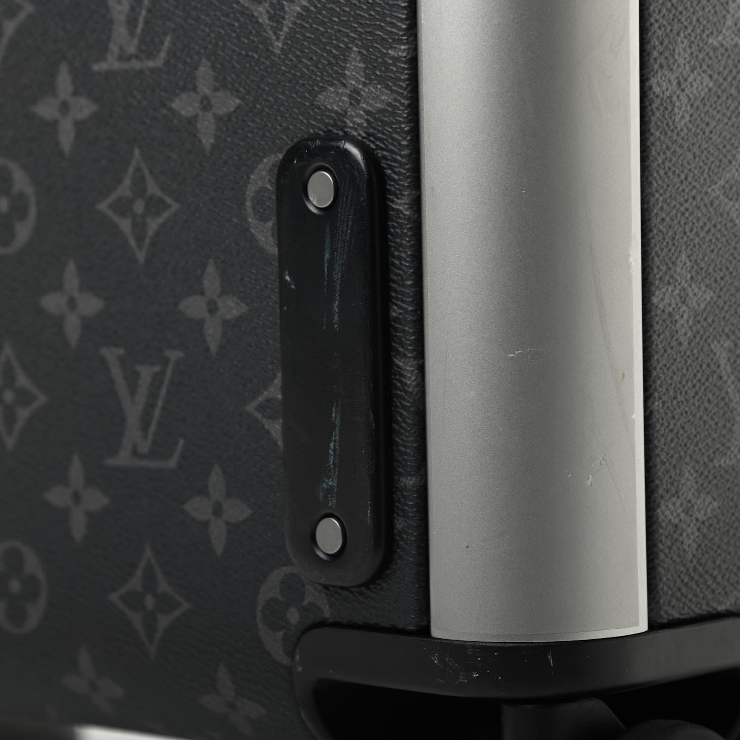 Louis Vuitton Monogram Eclipse Horizon 55 12 of 19