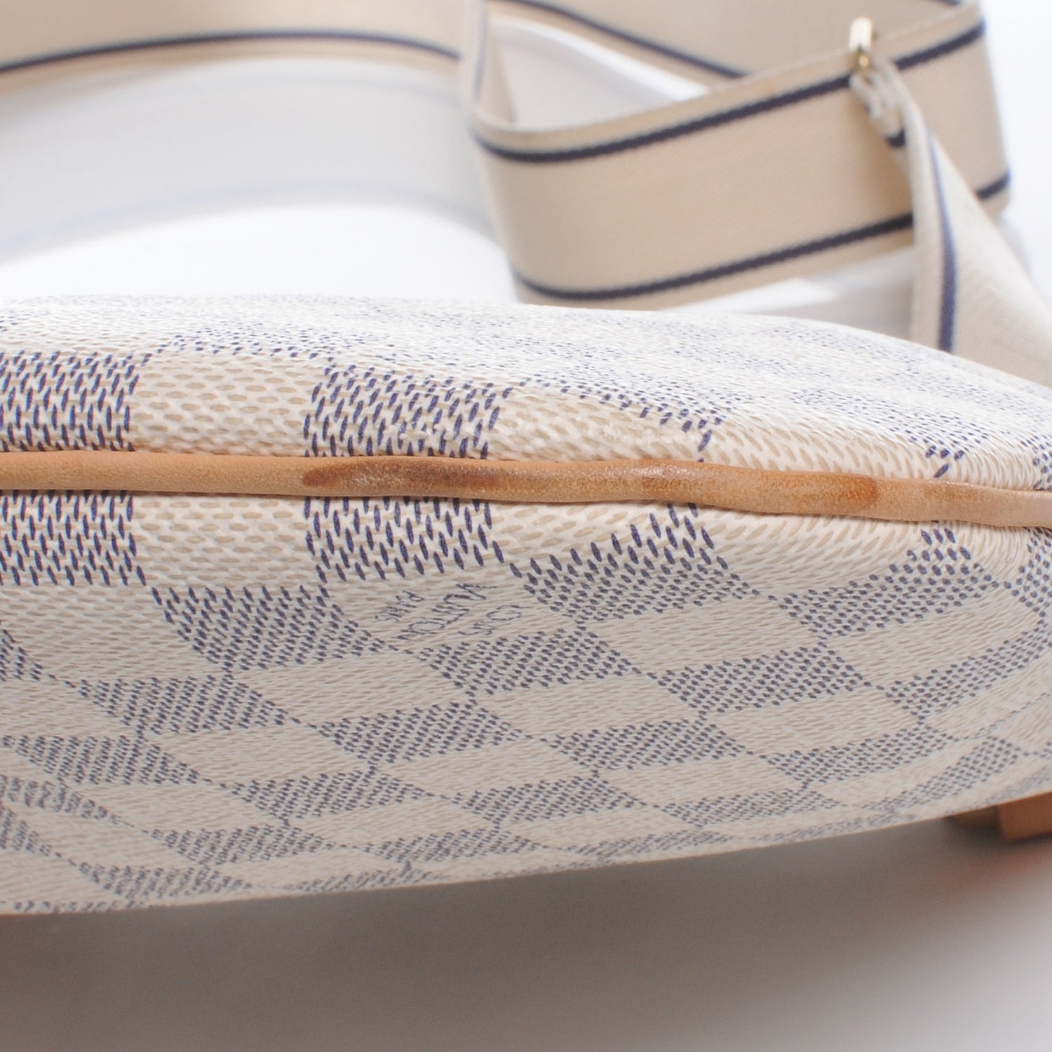 Louis Vuitton Damier Azur Bosphore Pochette 5 of 11