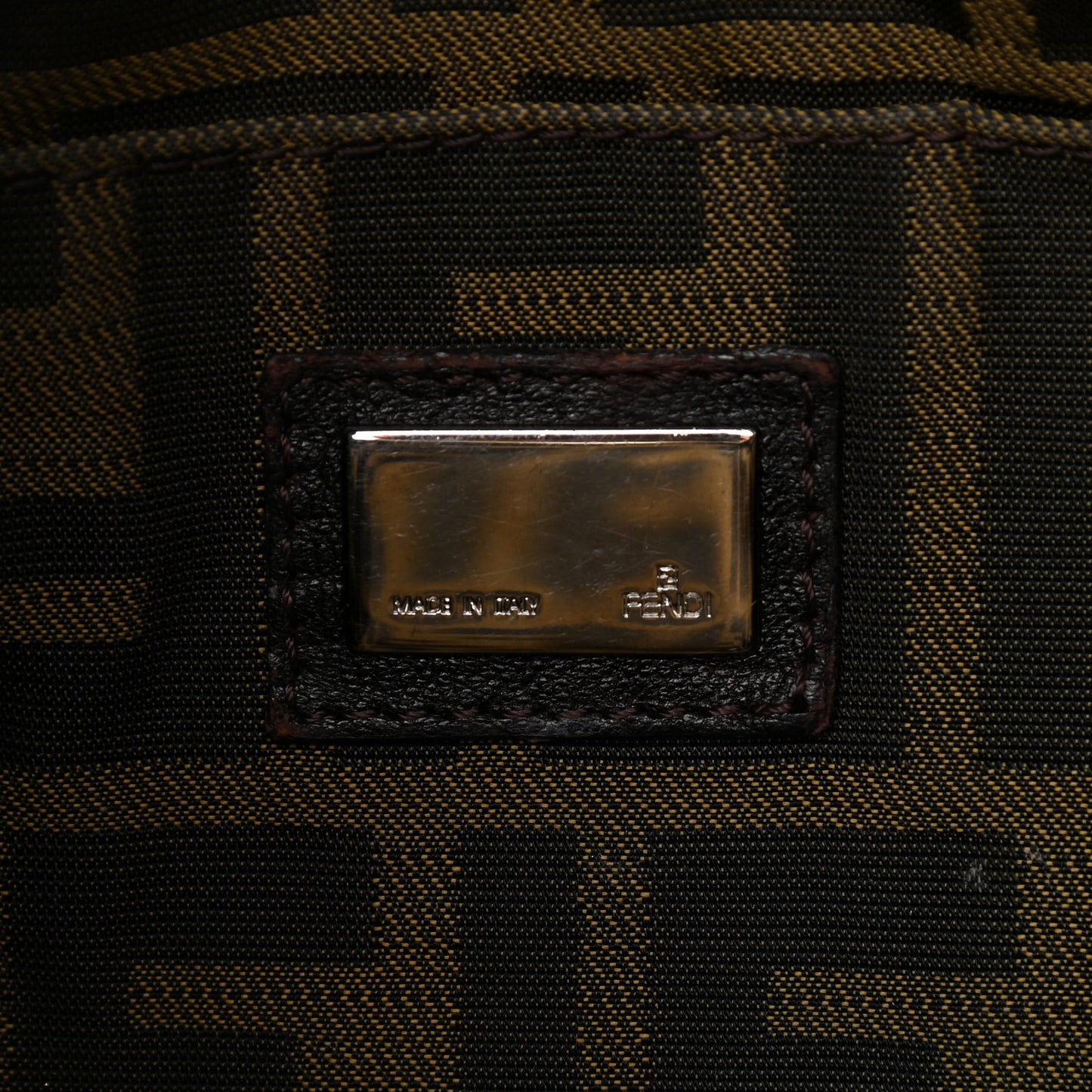 Nappa Nuvolata Spy Hobo Moro