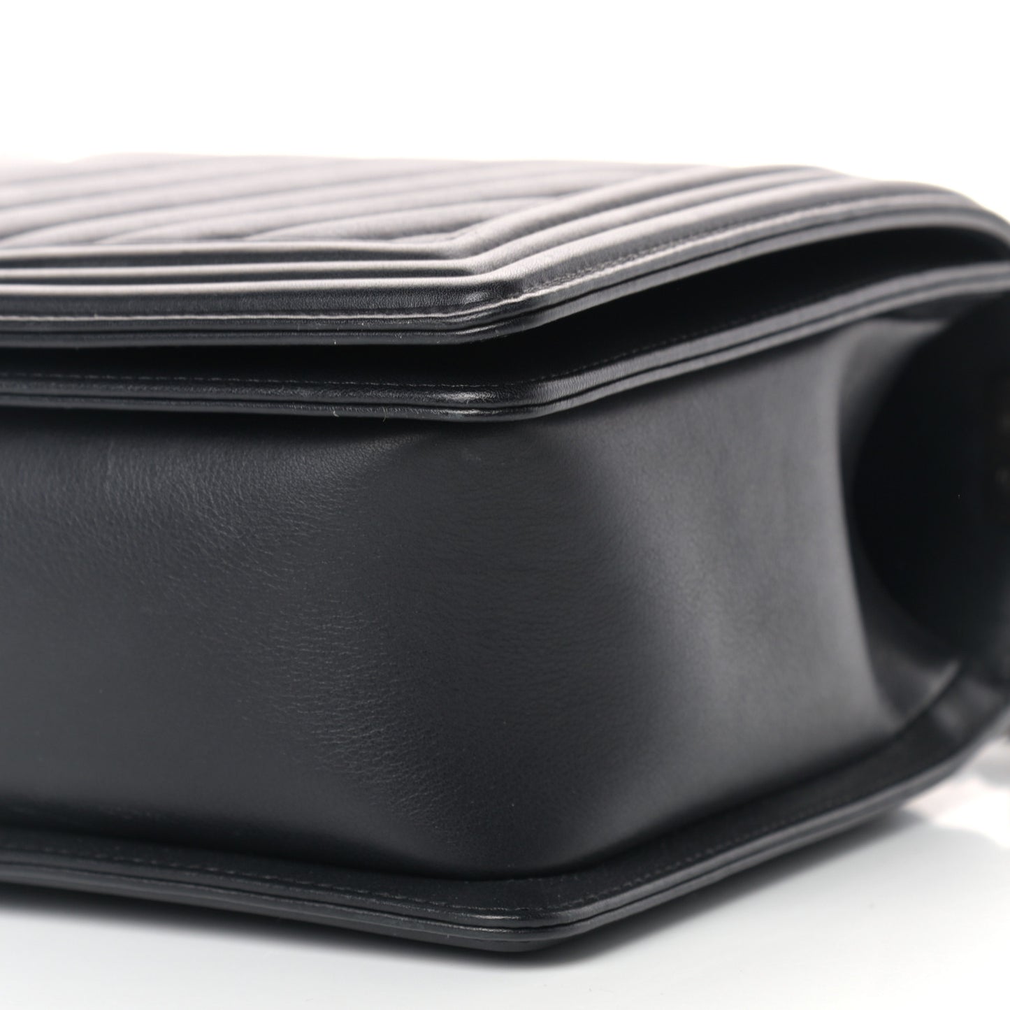 Calfskin Chevron Quilted New Medium Boy Flap Black