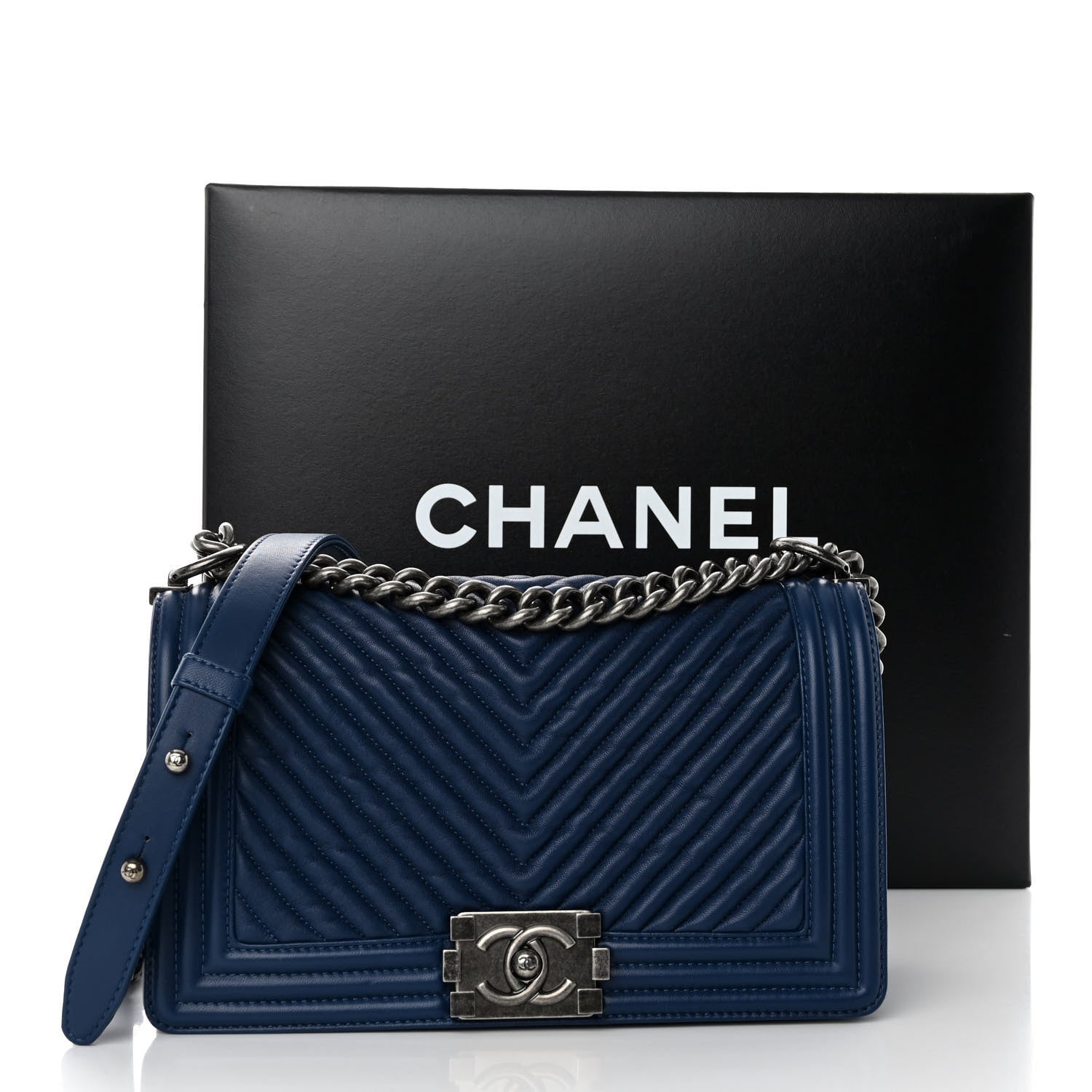 Chanel Wrinkled Lambskin Chevron Quilted Medium Boy Flap Navy 11 of 11