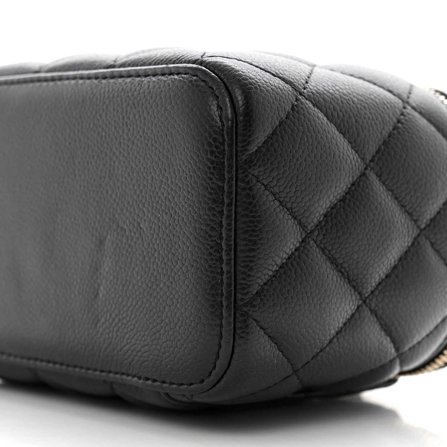 Caviar Quilted Small Tiny CC Vanity Case With Chain Black