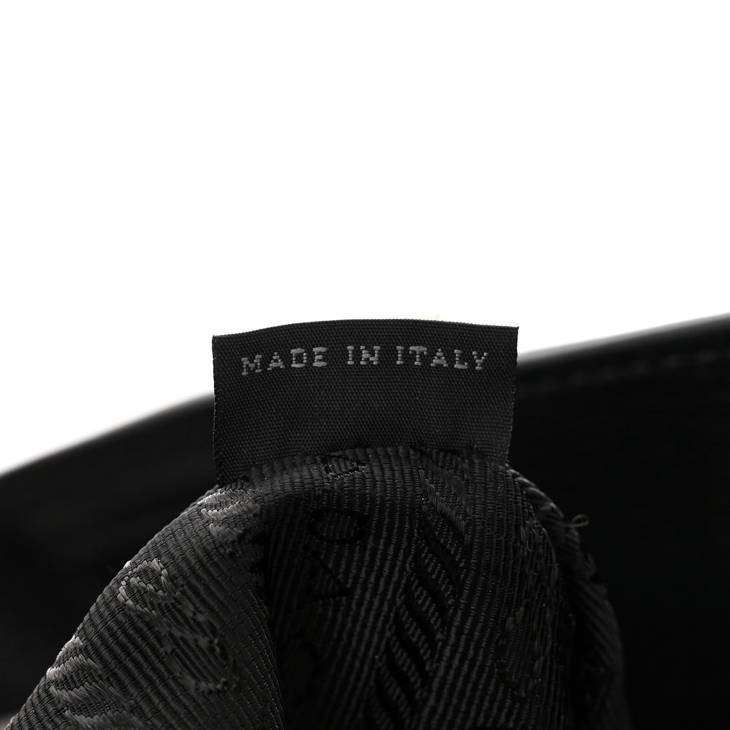 Vitello Daino Tote Black