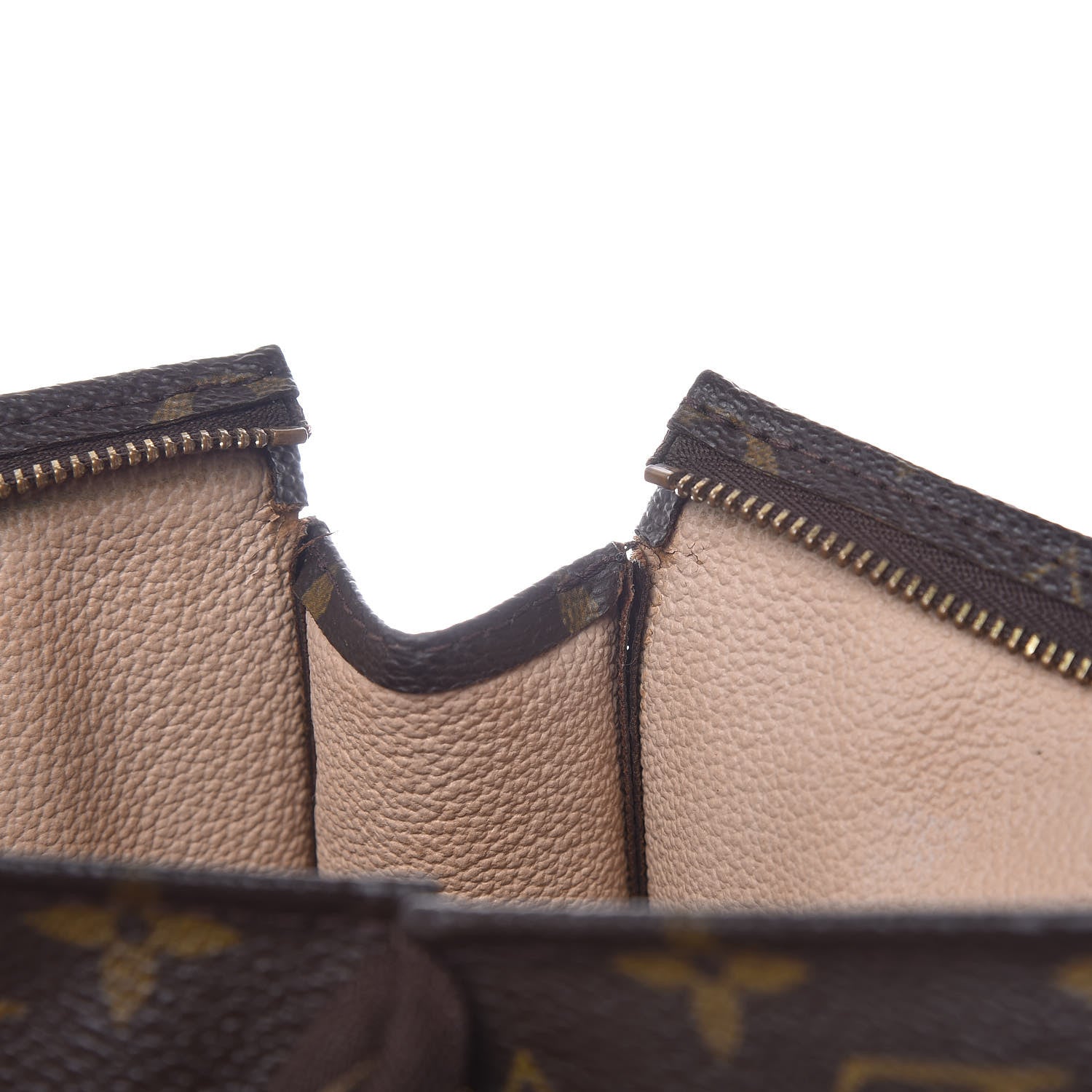 Louis Vuitton Monogram Toiletry Pouch 26 8 of 9