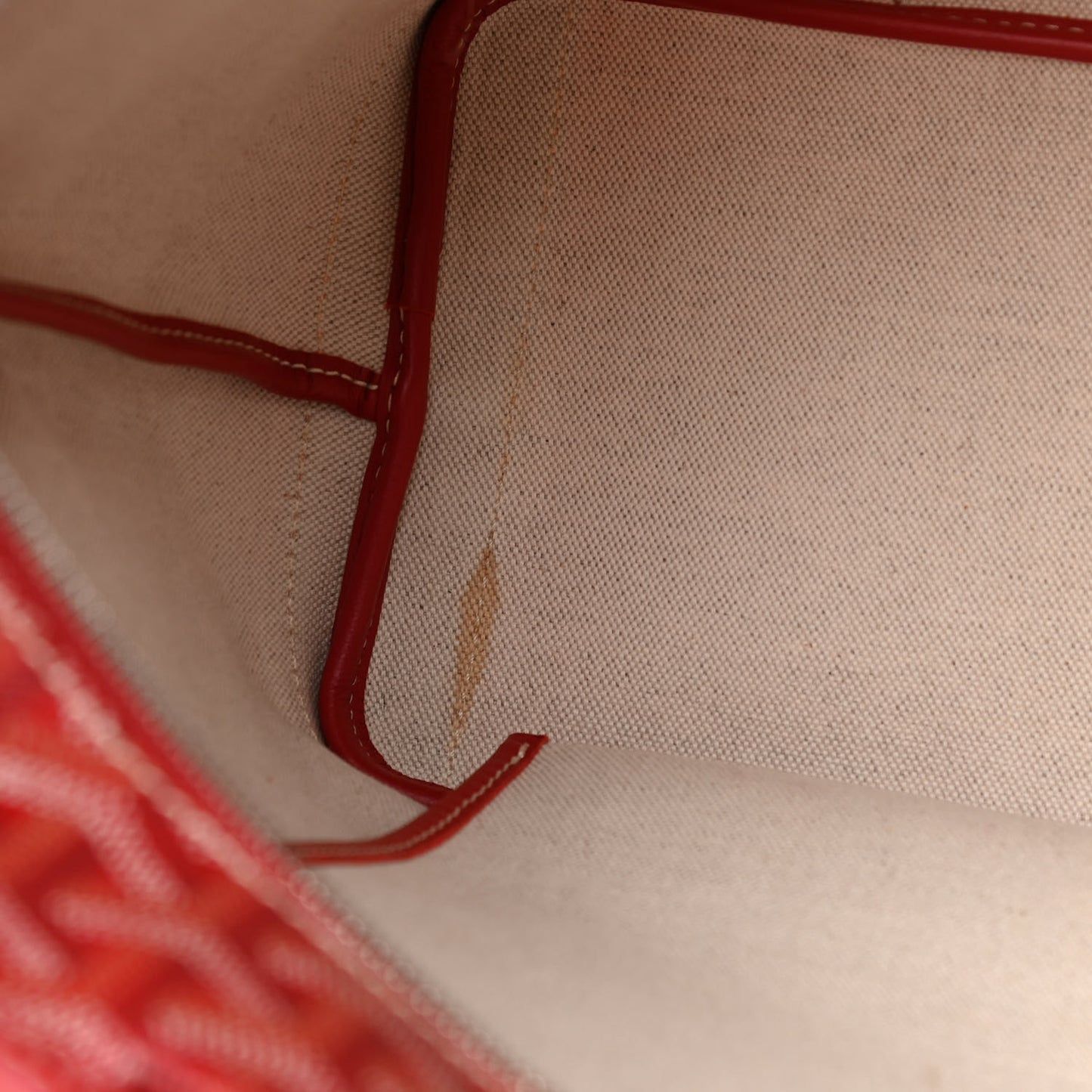 Goyardine Artois PM Red