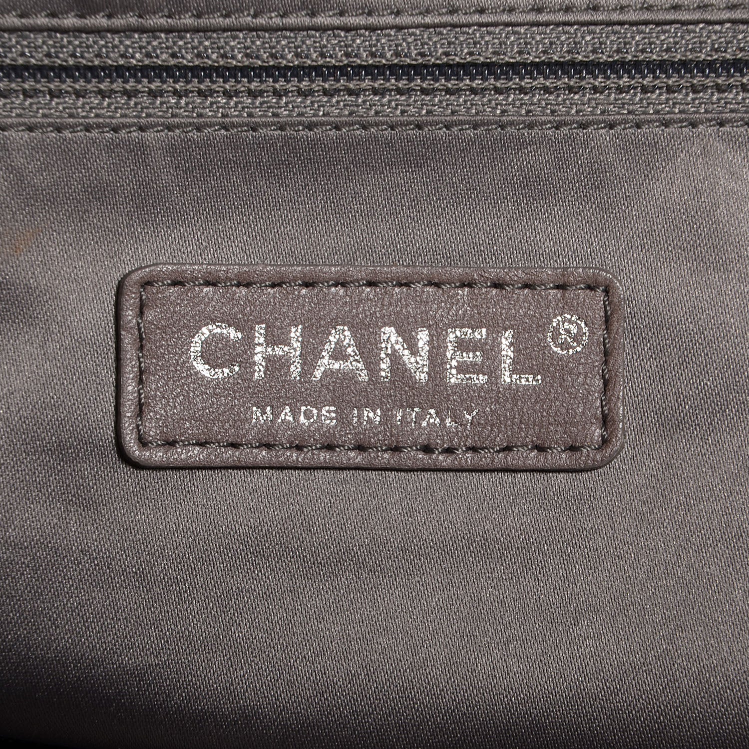 Chanel Vinyl Graphic Edge Tote Black 6 of 7