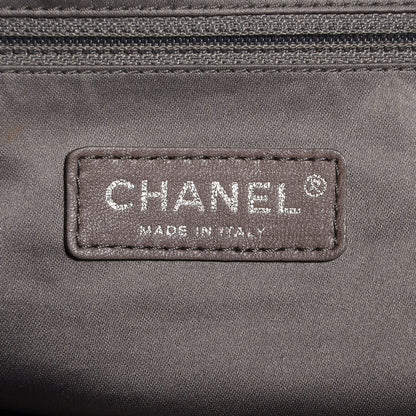 Chanel Vinyl Graphic Edge Tote Black 6 of 7