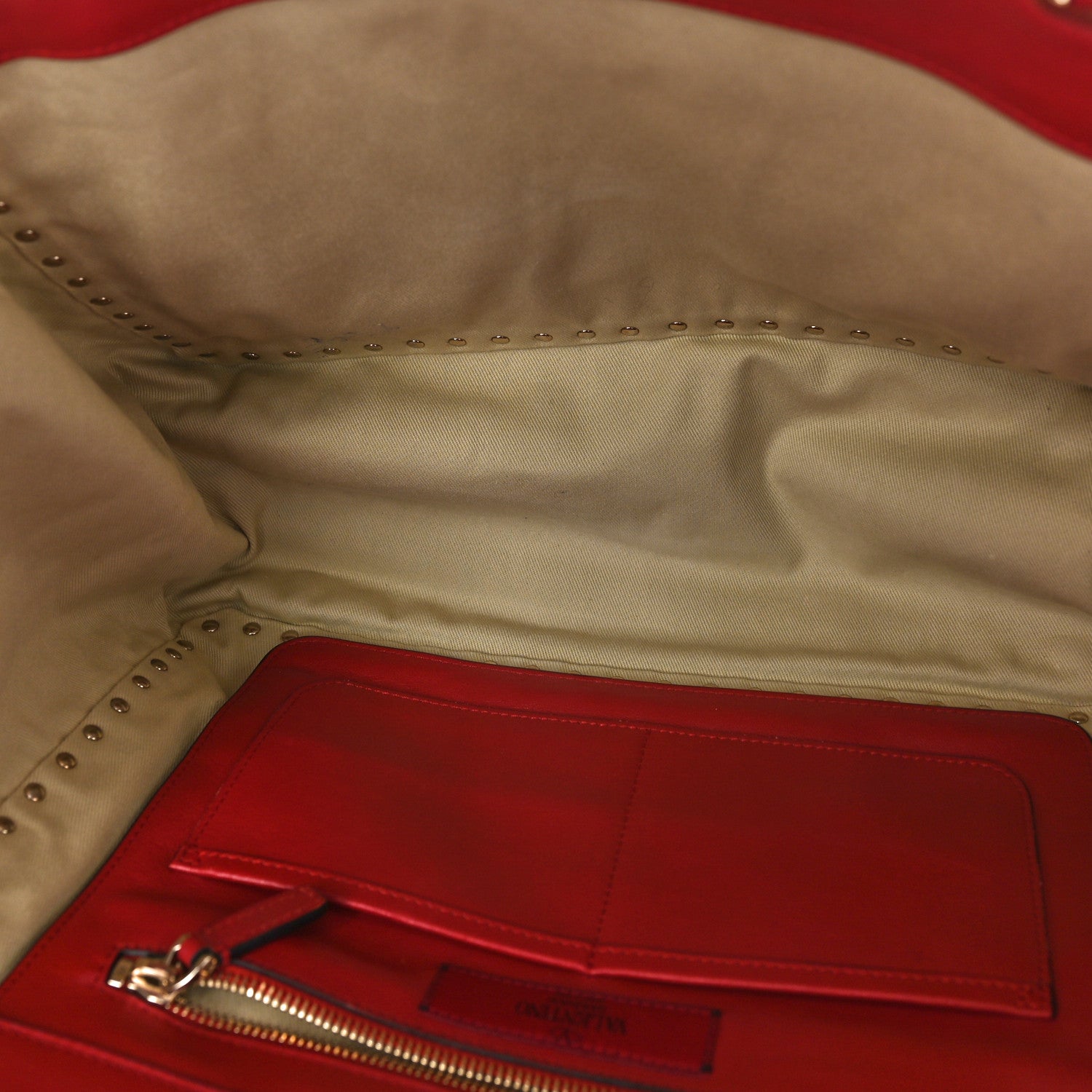 Valentino Garavani Vitello Medium Rockstud Tote Rosso Valentino 5 of 8