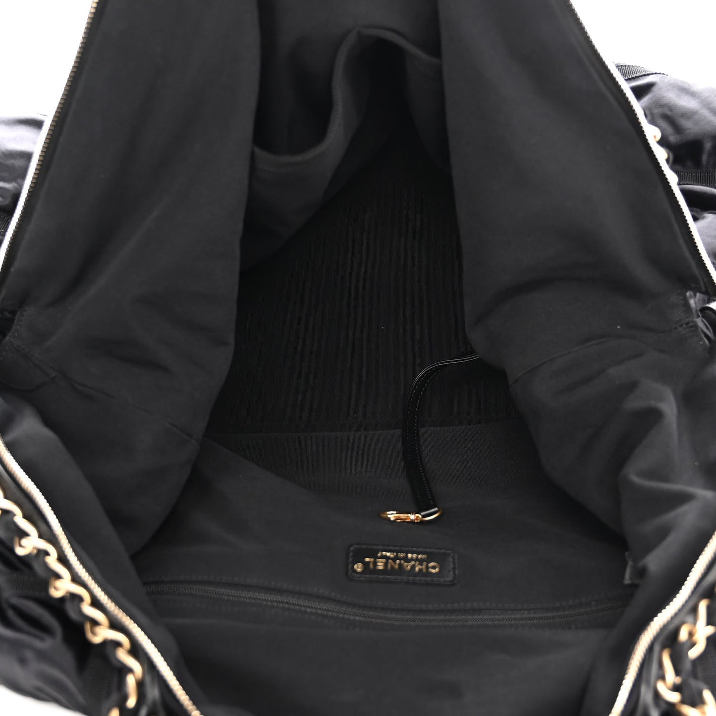 Nylon Grosgrain Quilted Maxi Lifestyle Bowling Black
