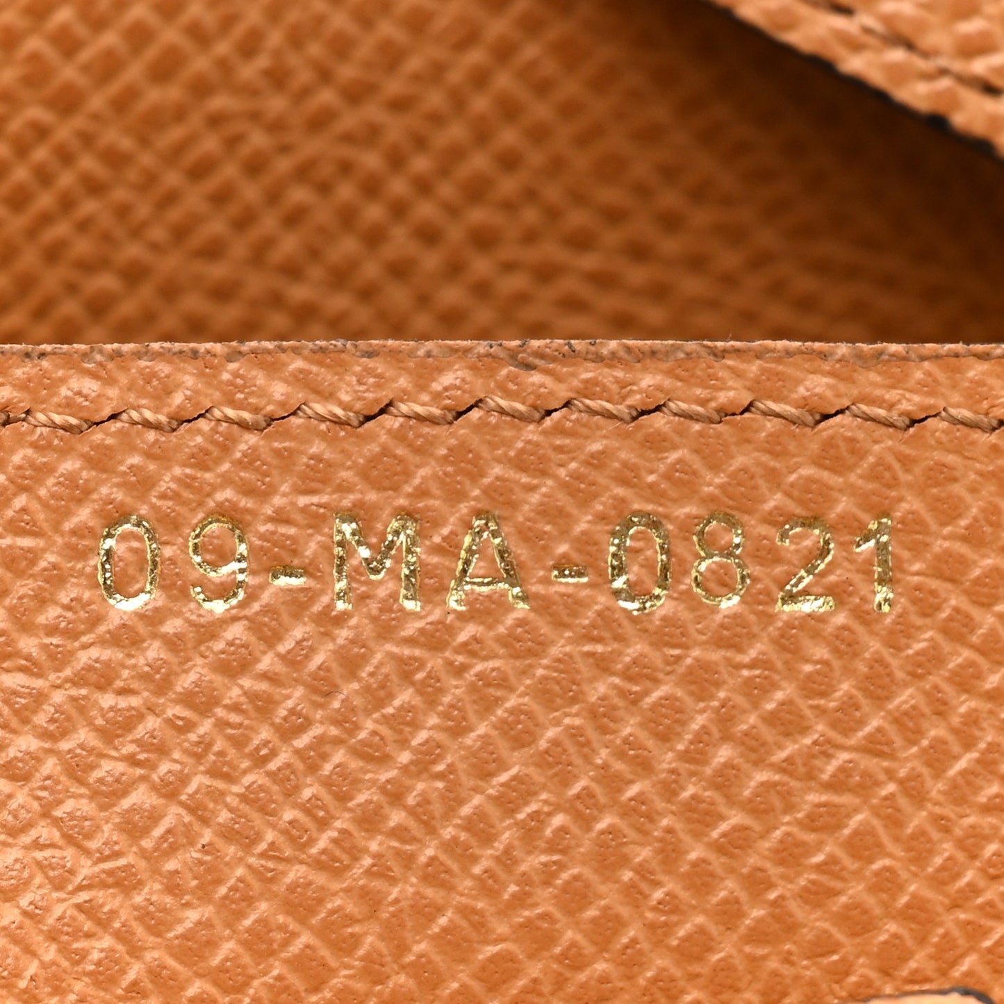 Grained Calfskin Saddle Bag Camello