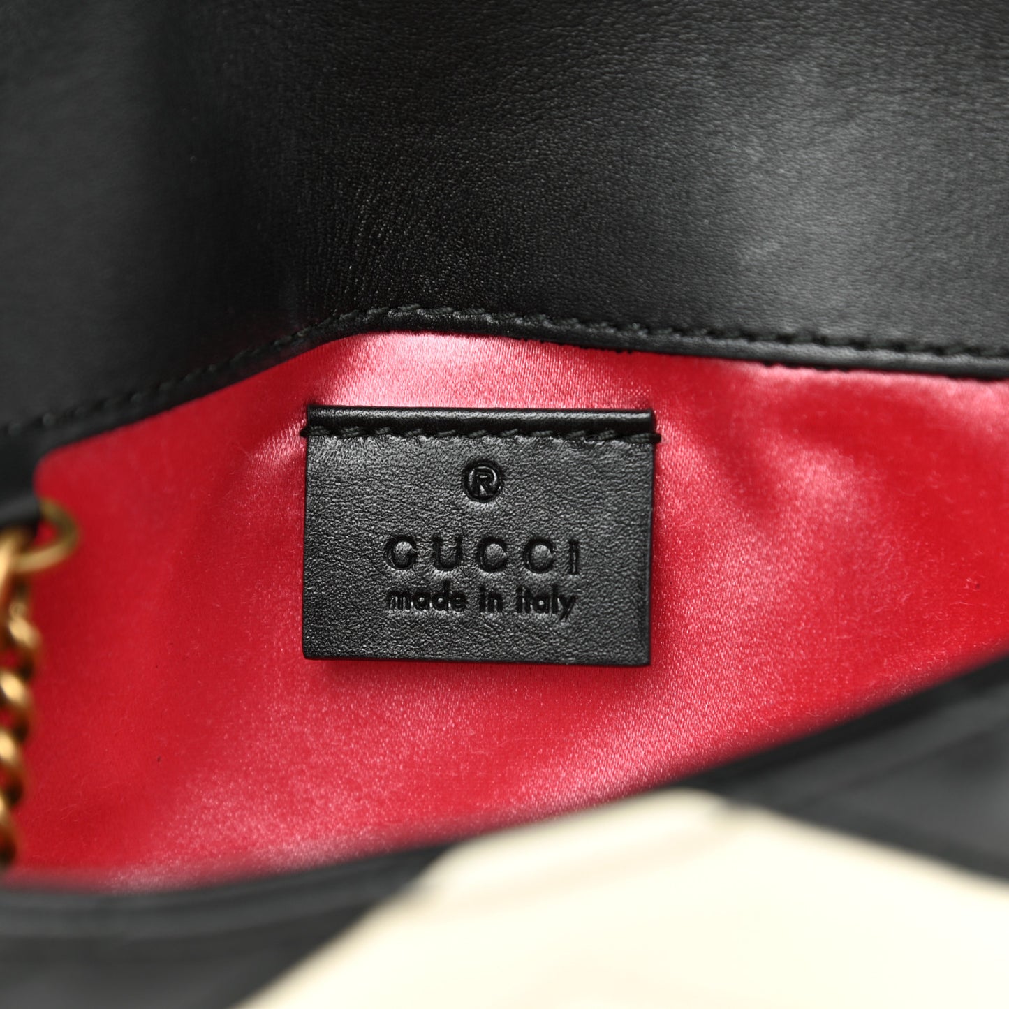 Calfskin Matelasse Super Mini GG Marmont Shoulder Bag Black White
