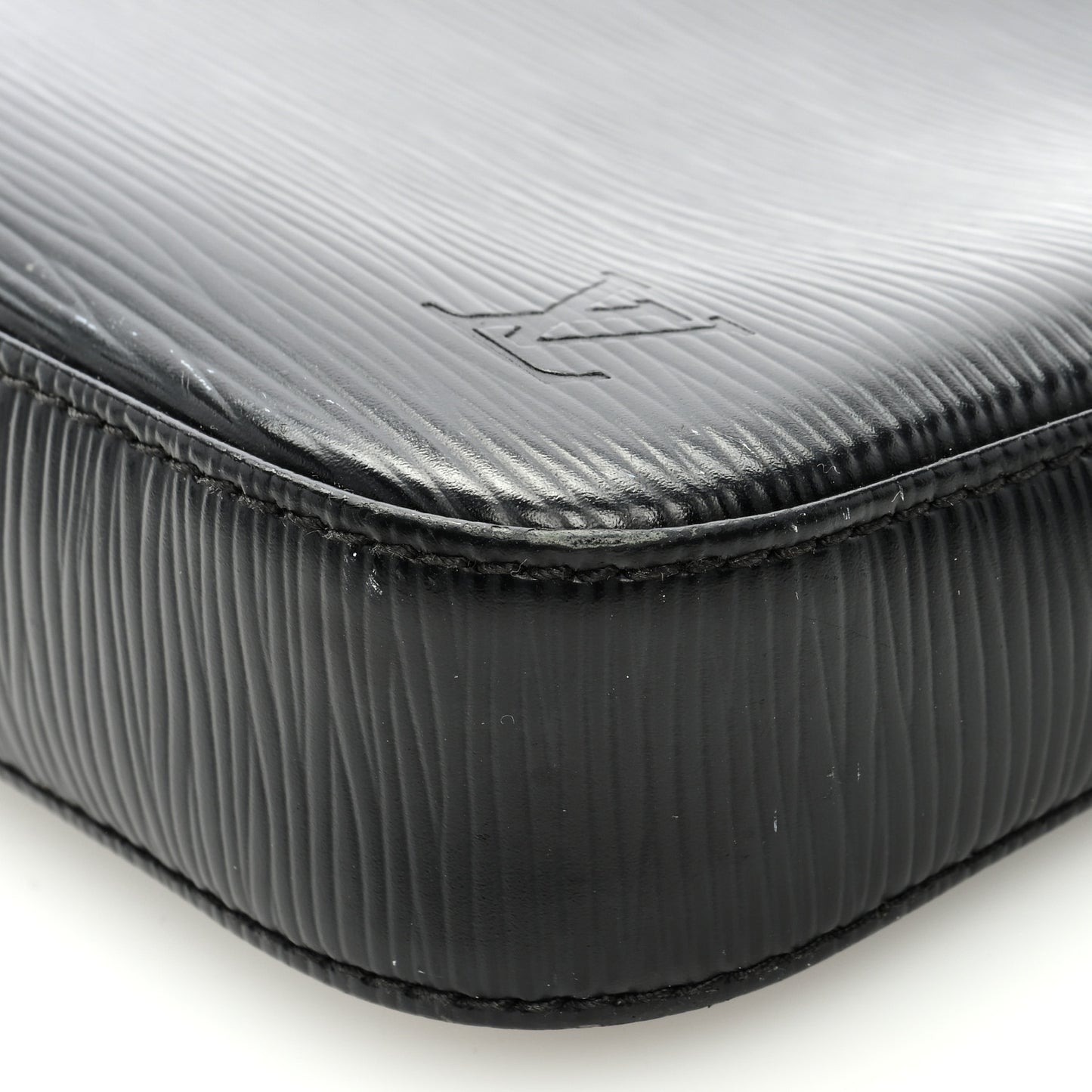Epi Pochette Accessories NM Black