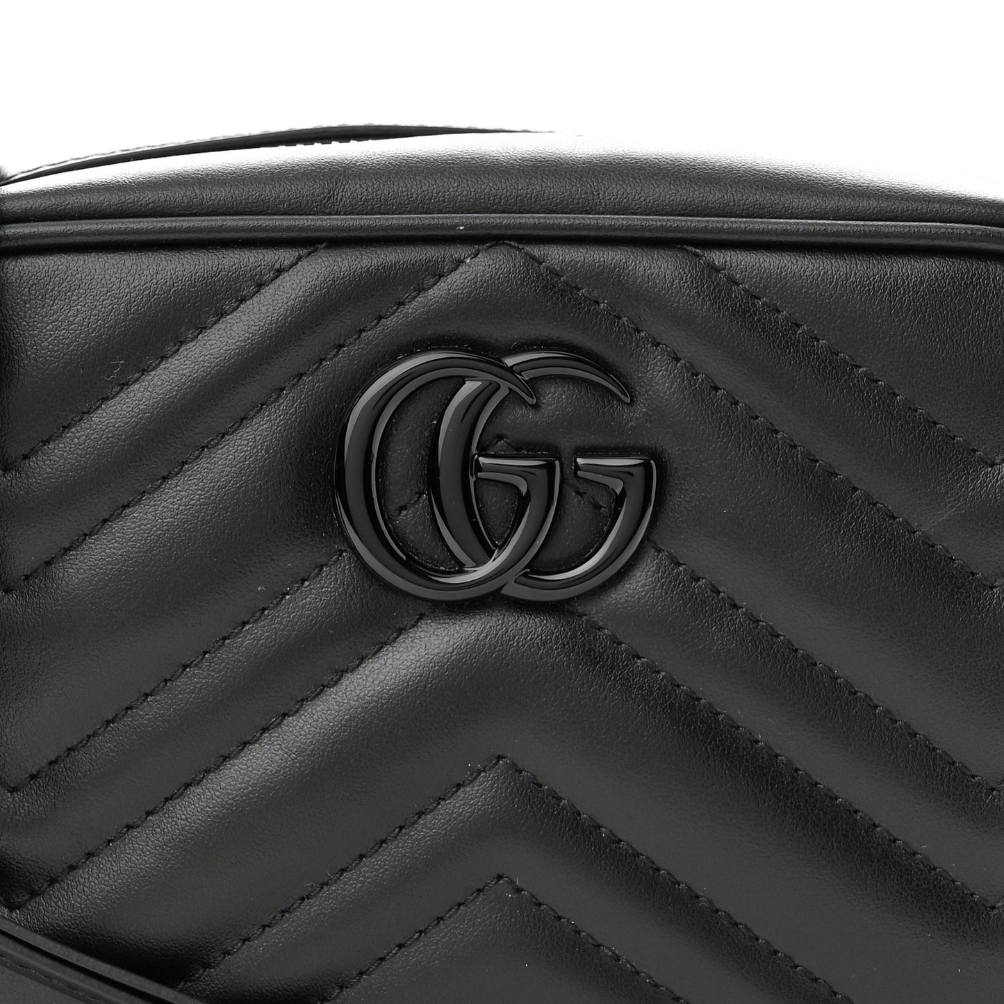 Calfskin Matelasse Monochrome Mini GG Marmont Chain Shoulder Bag Black
