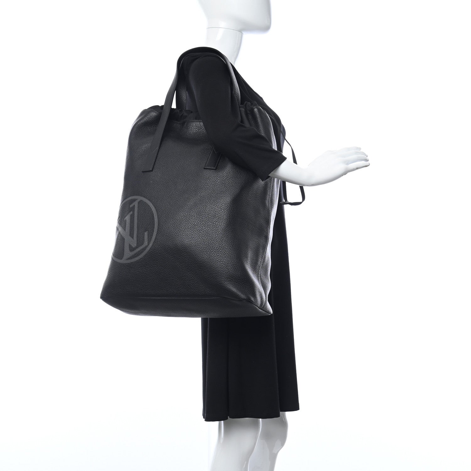 Louis Vuitton Taurillon Cabas Light Black 2 of 10