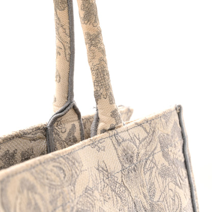 Christian Dior Canvas Embroidered Medium Dioriviera Toile De Jouy Book Tote Gray 17 of 18