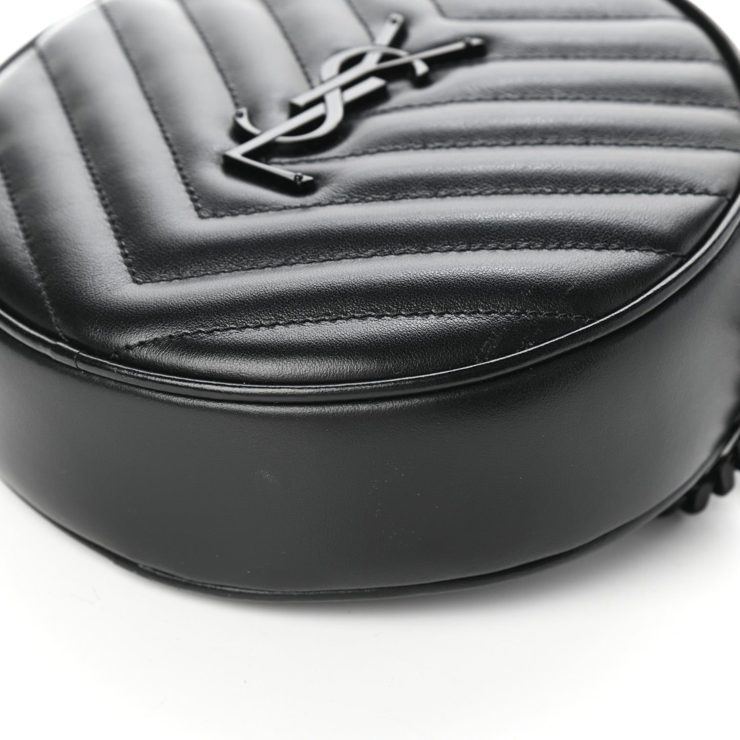 Calfskin Matelasse Chevron Round Vinyle Camera Bag Black