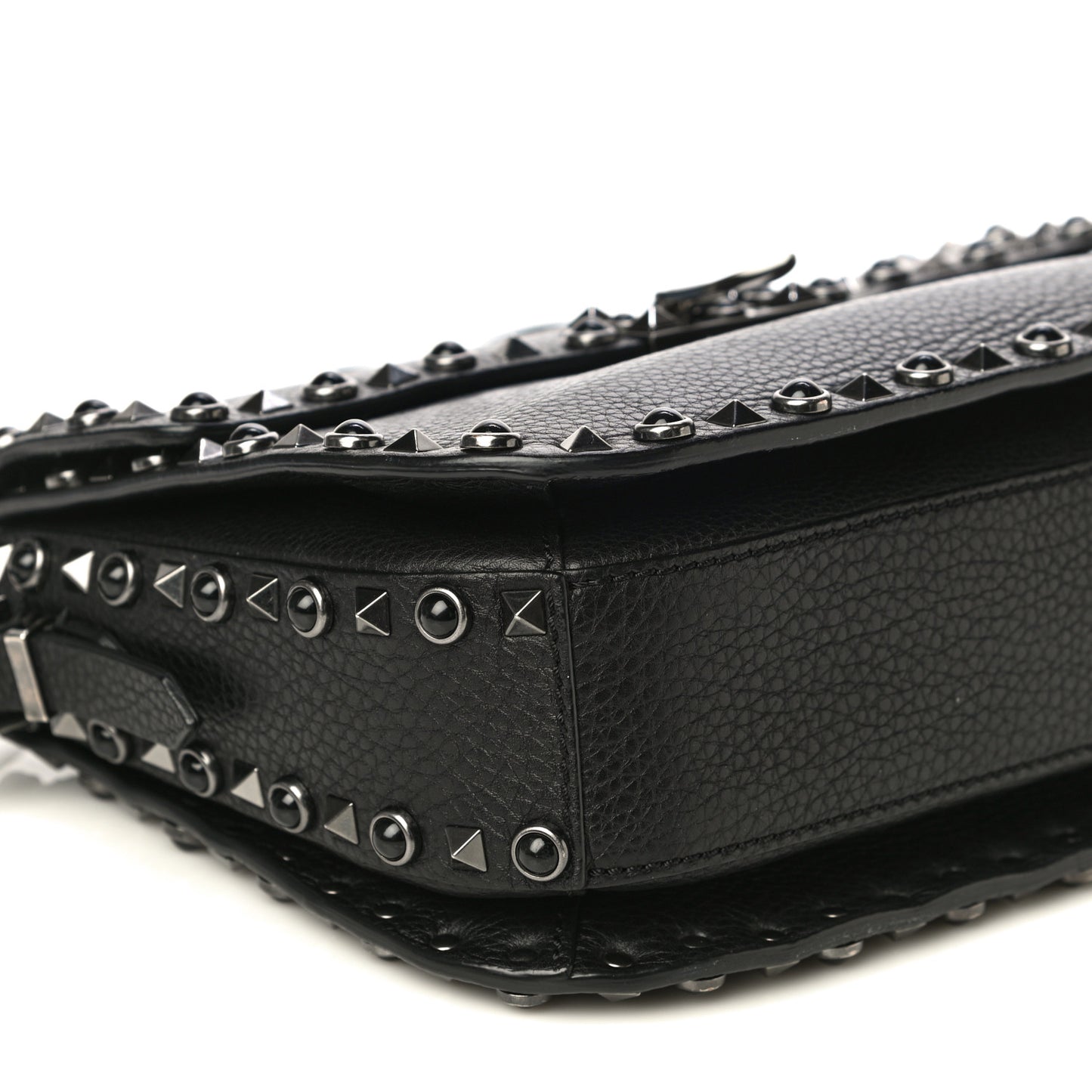 Pebbled Calfskin Onyx Medium Rockstud Rolling Flap Saddle Bag Black
