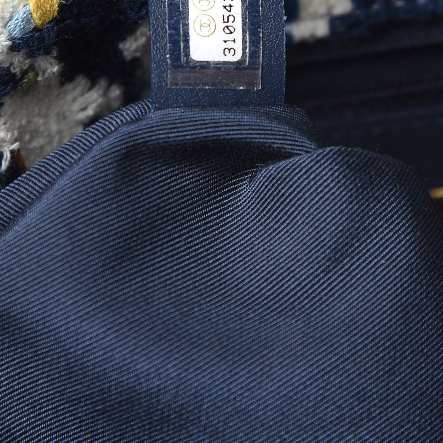 Tweed Quilted Medium Chanel 19 Flap Ecru Navy Blue Multicolor