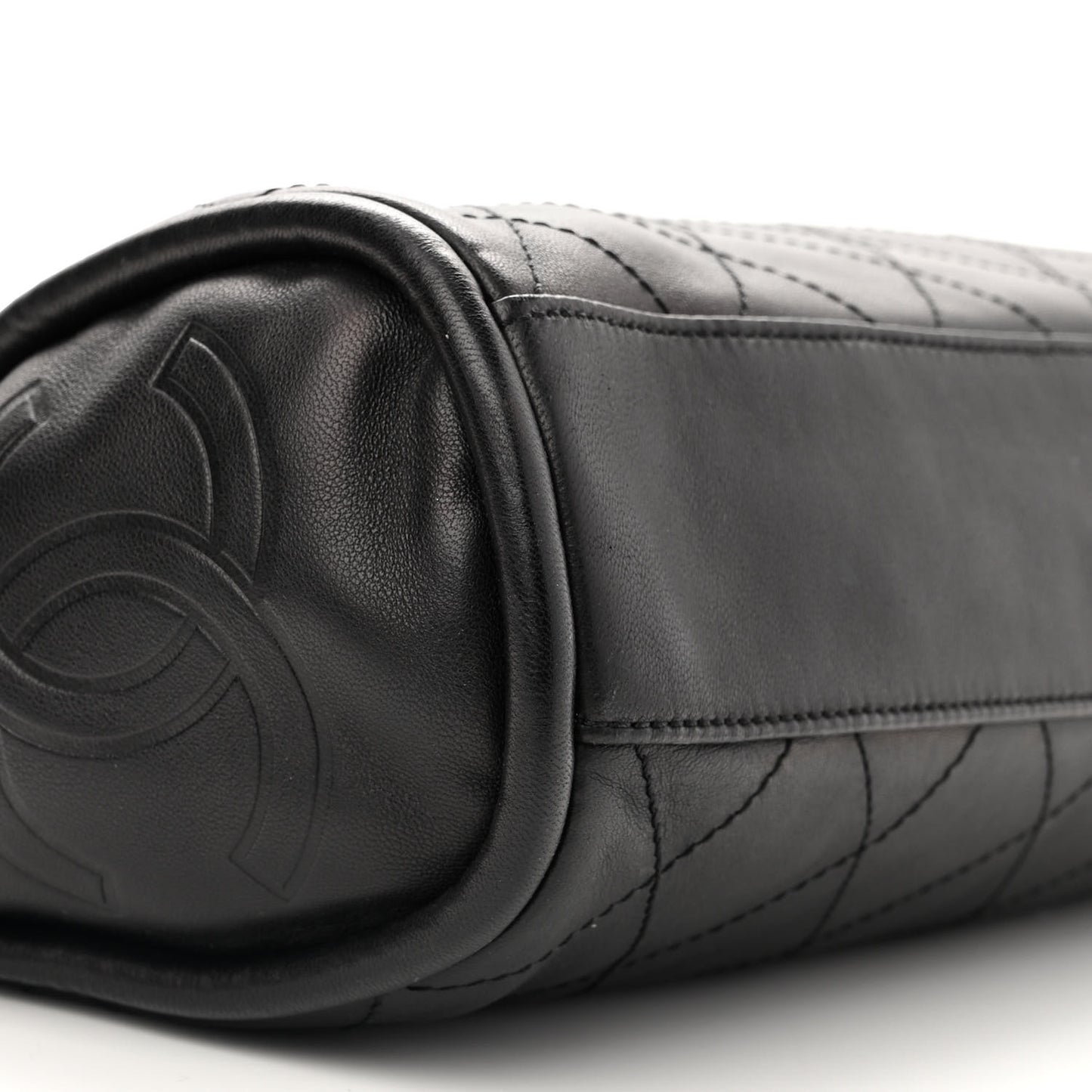 Lambskin Ultimate Soft Hobo Black