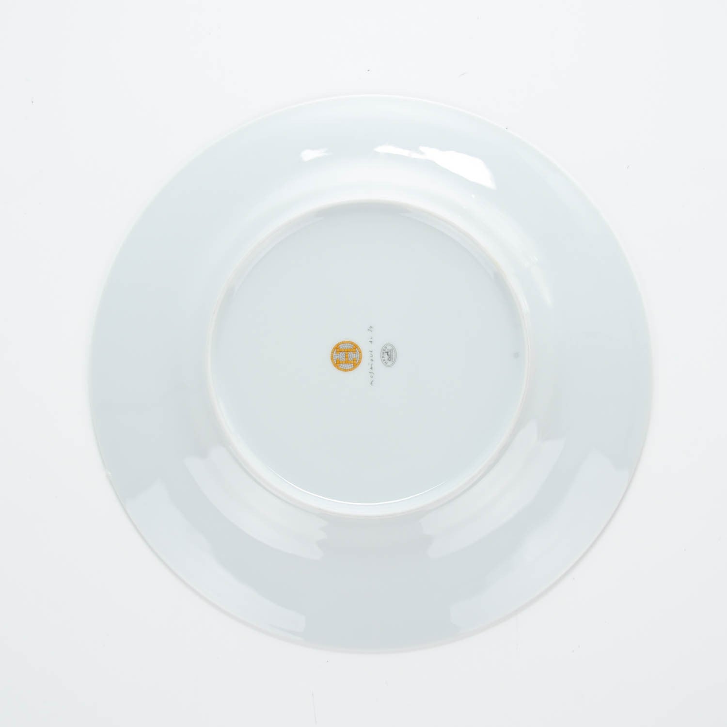 Hermes Porcelain Mosaique Au 24 Gold Dinner Plate Set of 2 2 of 9
