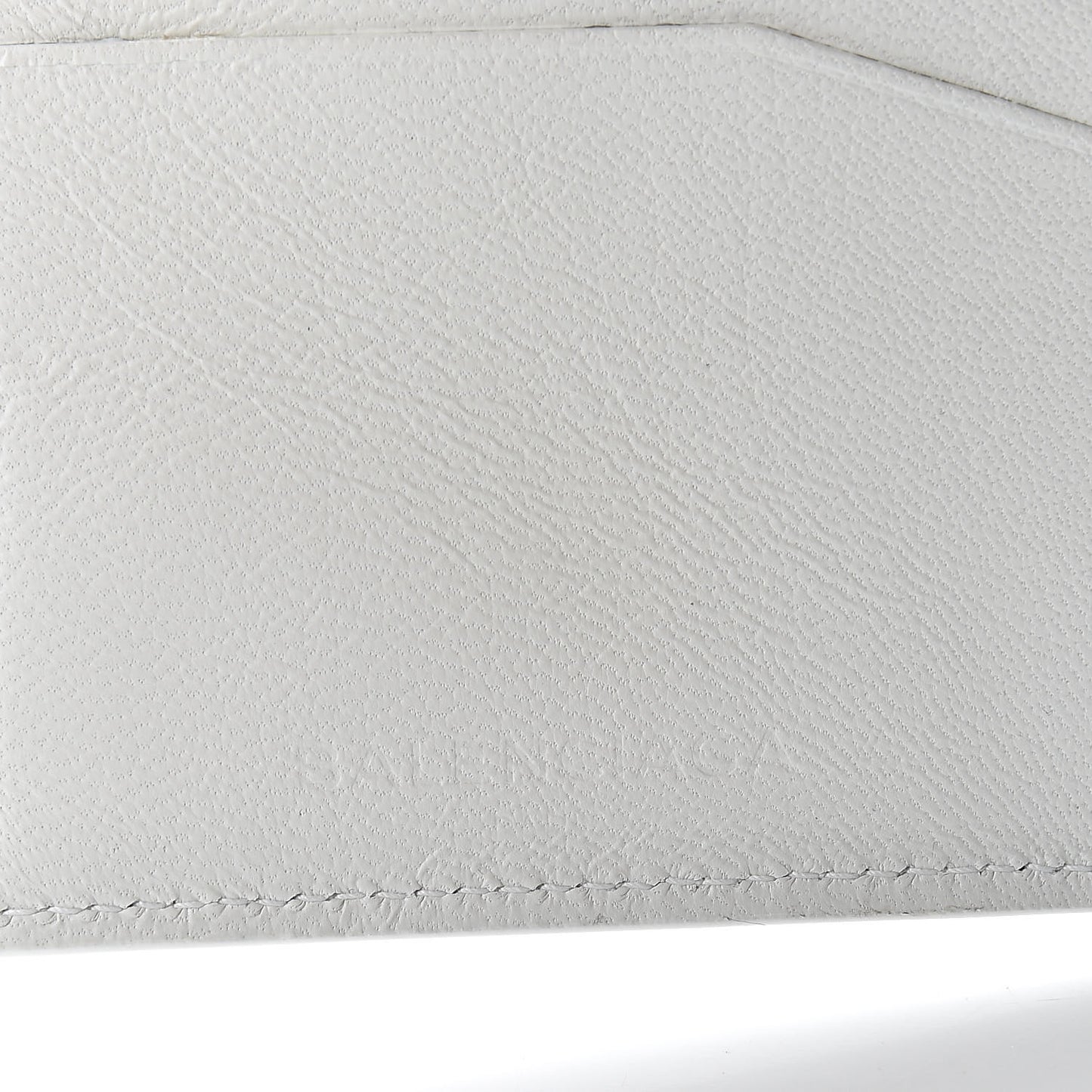 Veau 34 Wallet White