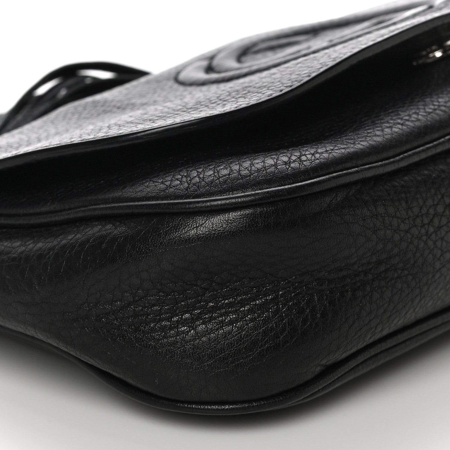Gucci Pebbled Calfskin Medium Soho Flap Crossbody Black 9 of 21