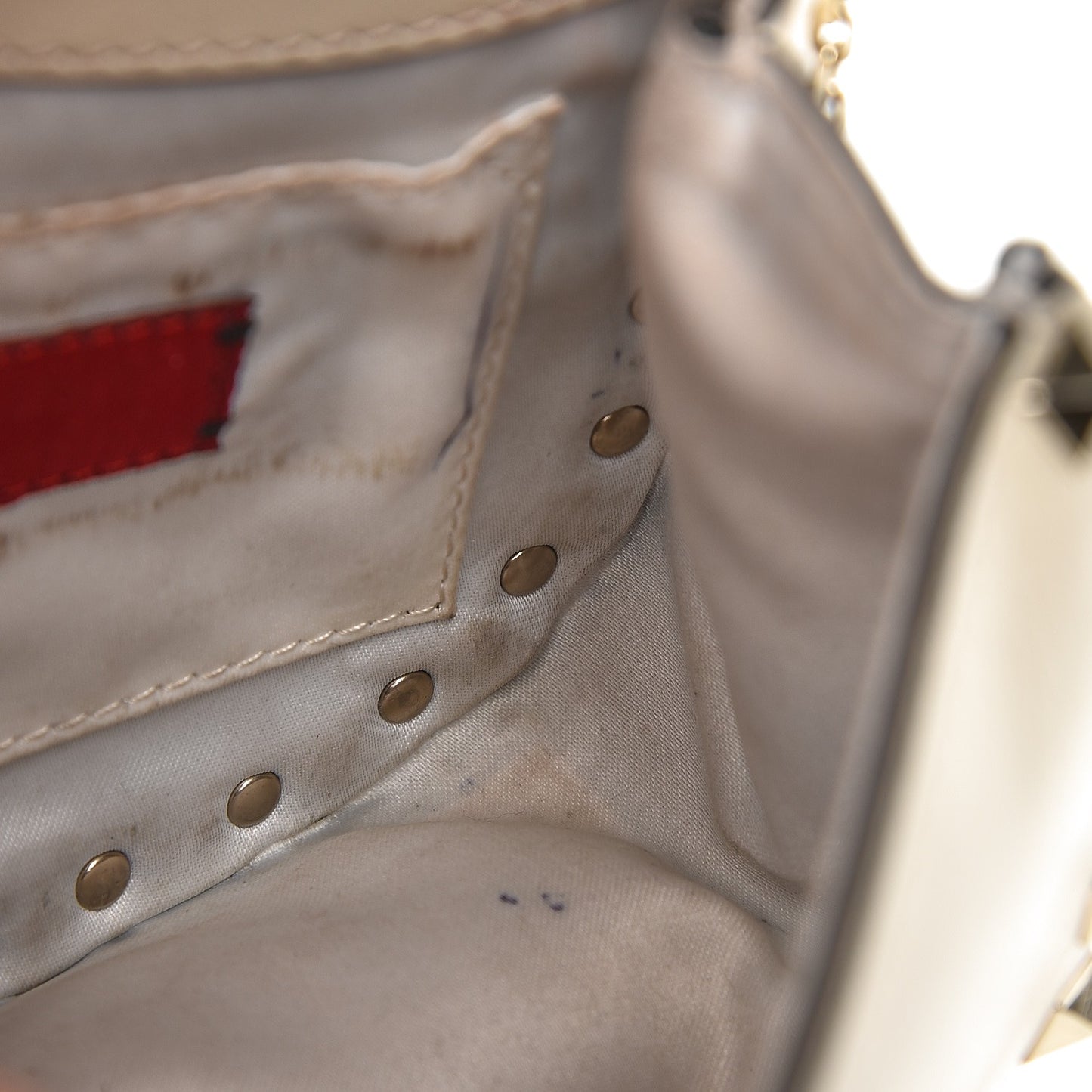Vitello Rockstud Crossbody Saddle Bag Ivory