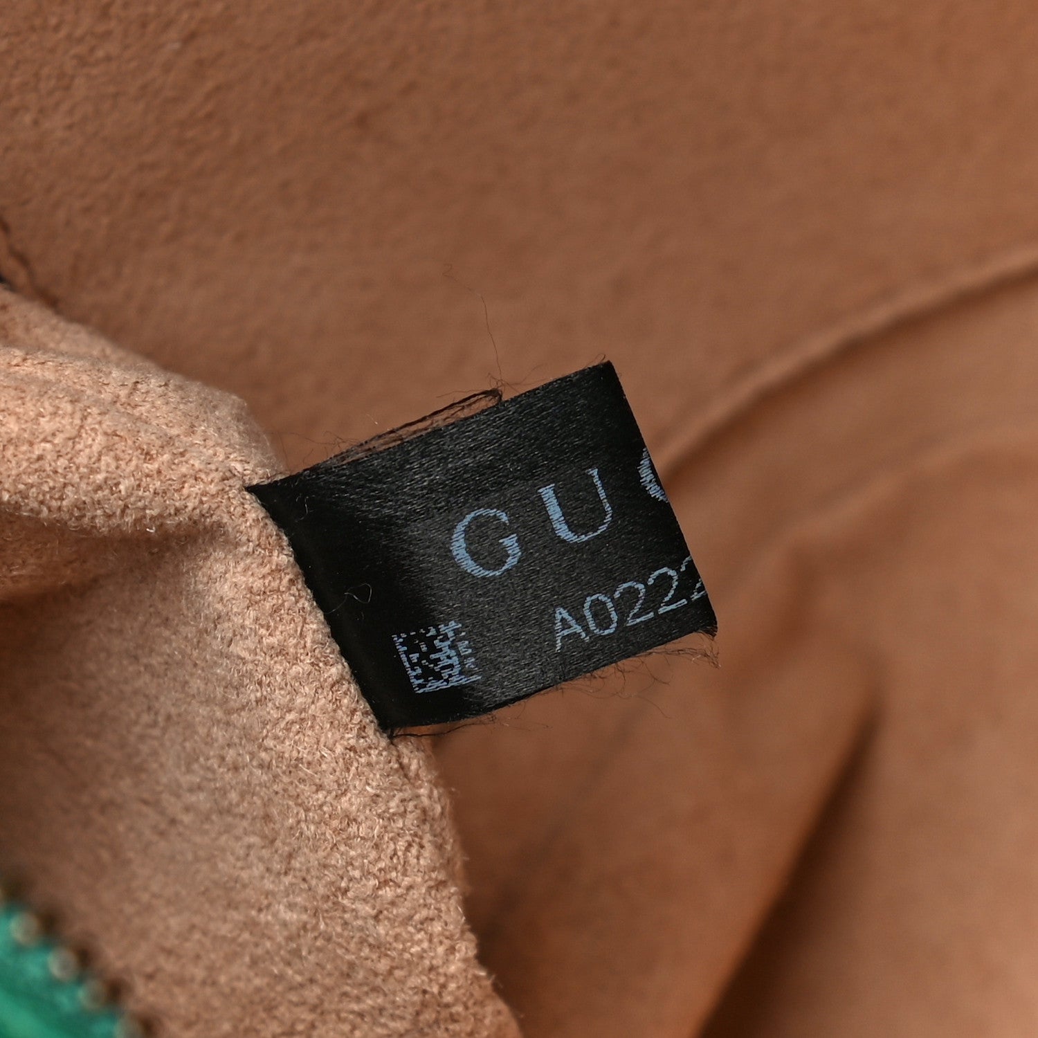 Gucci Calfskin Matelasse Small GG Marmont Chain Shoulder Bag Emerald Green 8 of 21