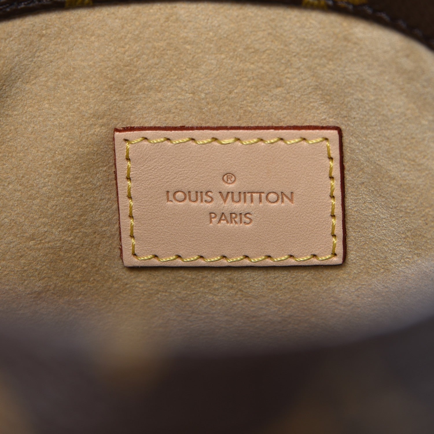 Louis Vuitton Monogram Artsy MM 6 of 7