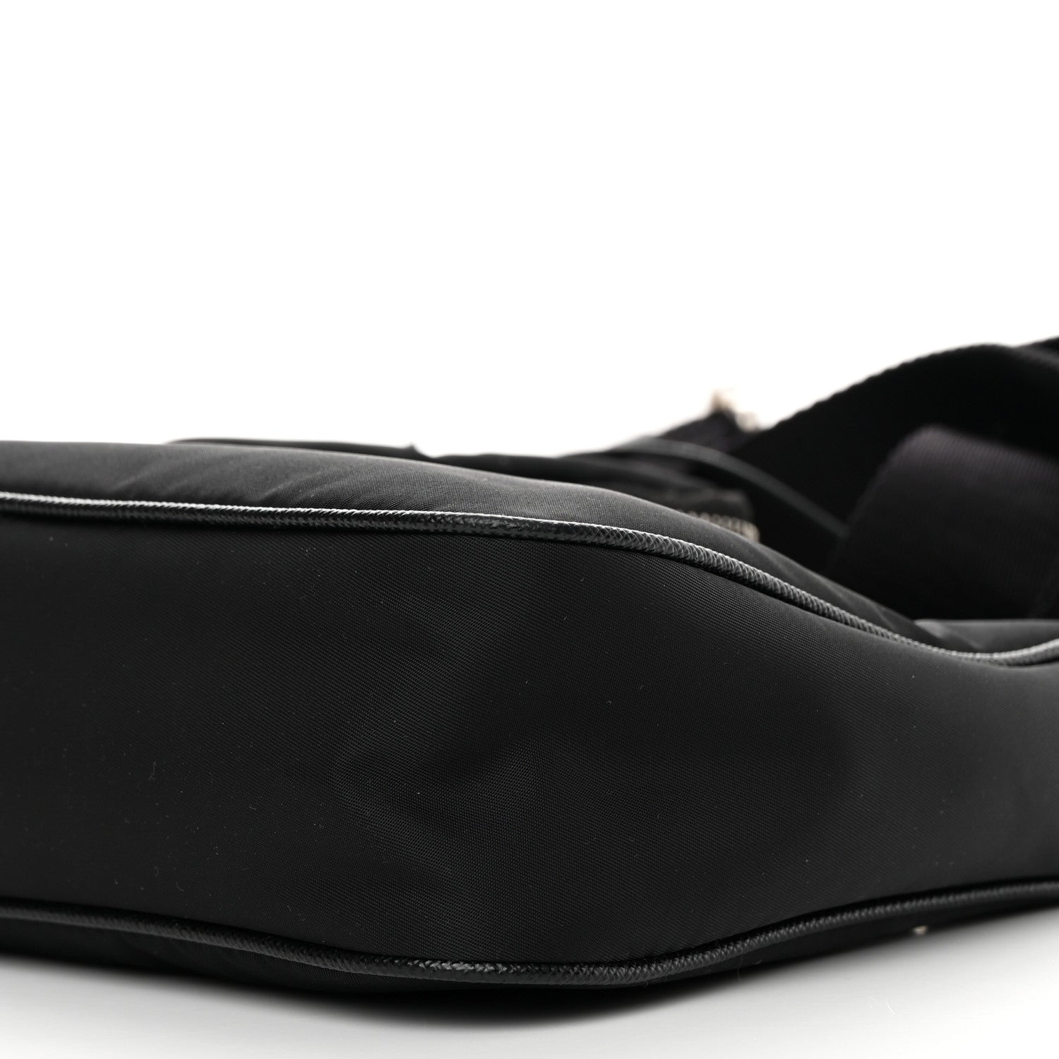 Prada Nylon Re-Edition 2005 Shoulder Bag Black 11 of 13