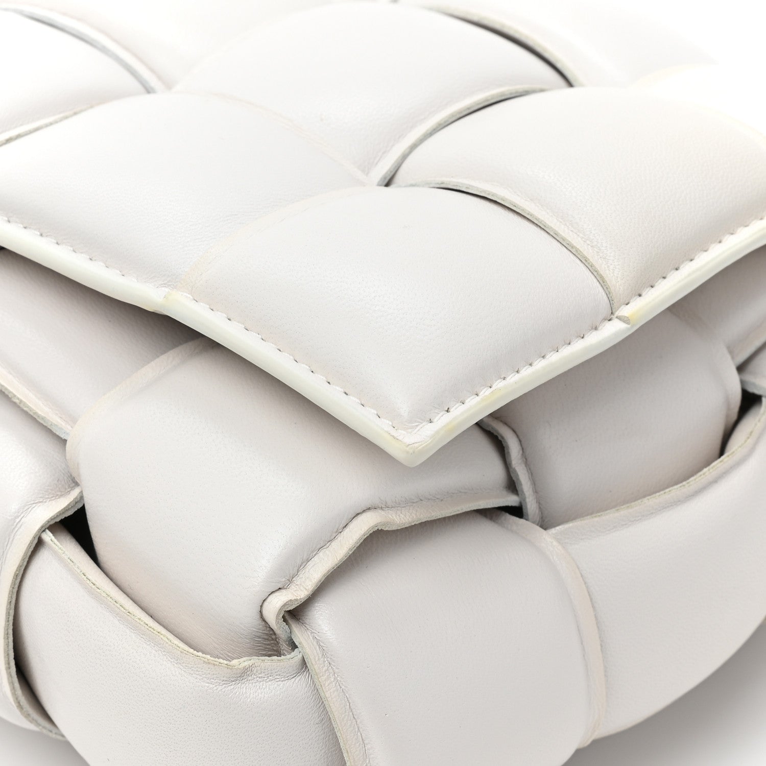 Bottega Veneta Lambskin Maxi Intreccio Padded Chain Cassette Crossbody Bag White 16 of 16