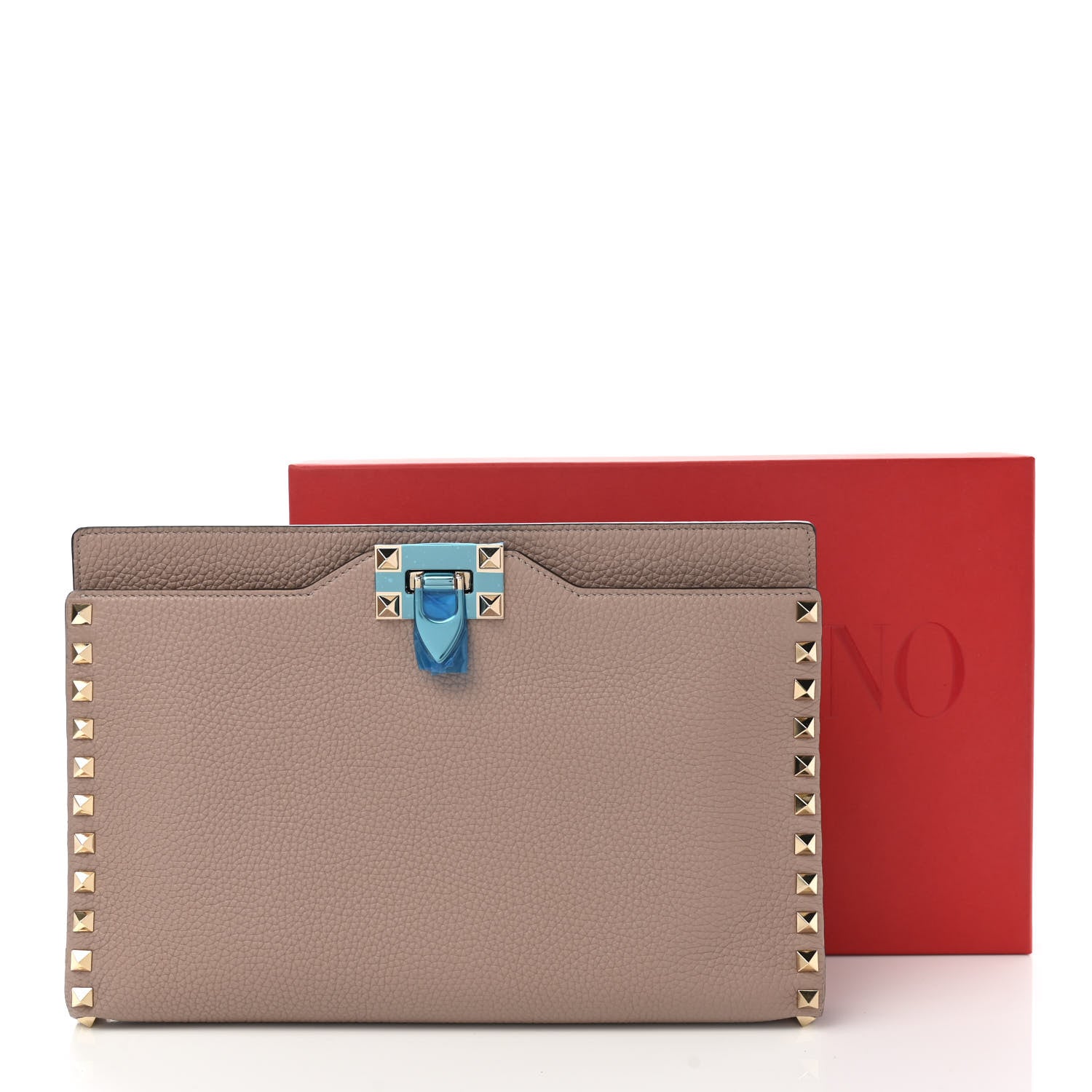 Valentino Garavani Vitello Rockstud Clutch Poudre 7 of 7