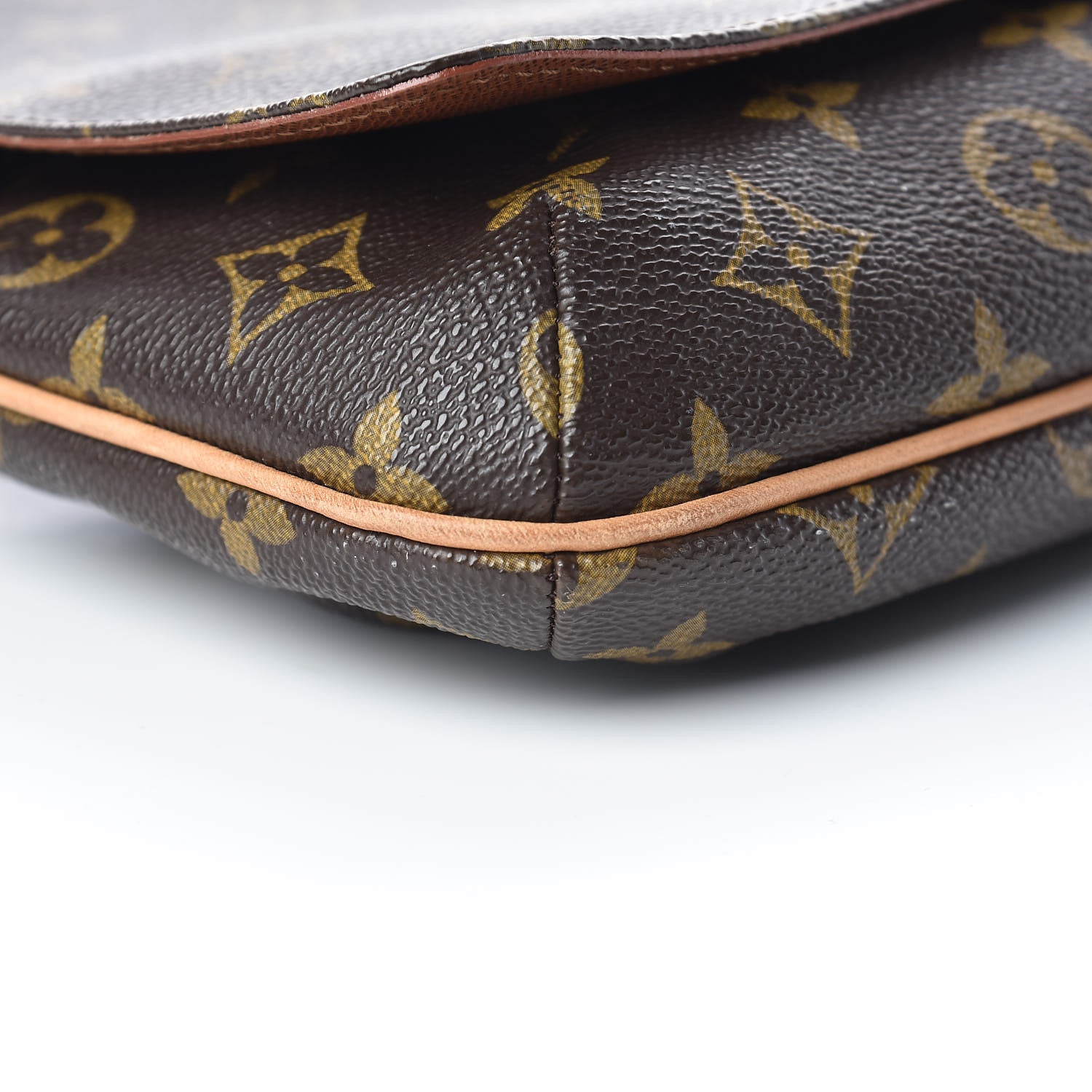 Louis Vuitton Monogram Musette Tango 9 of 13