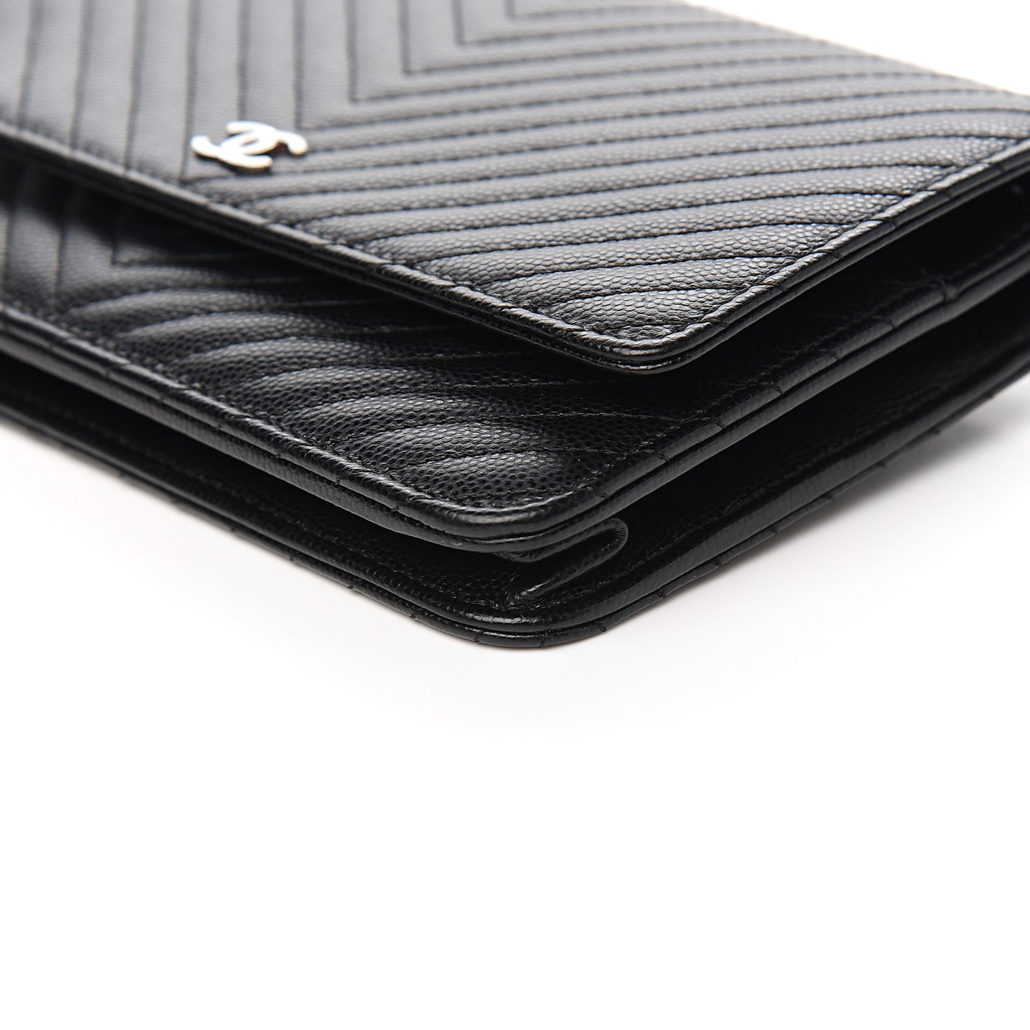 Caviar Chevron Quilted Wallet On Chain WOC Black