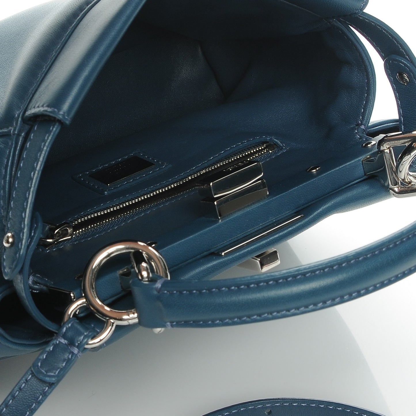 Nappa Mini Peekaboo Iconic Satchel Pavone