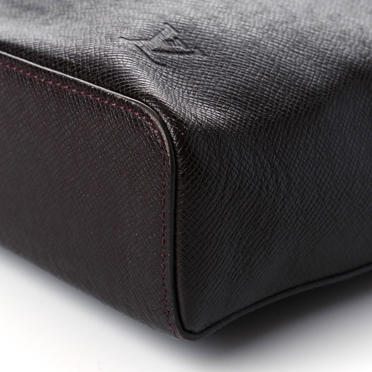 Louis Vuitton Taiga Anton Messenger PM Acajou 9 of 13