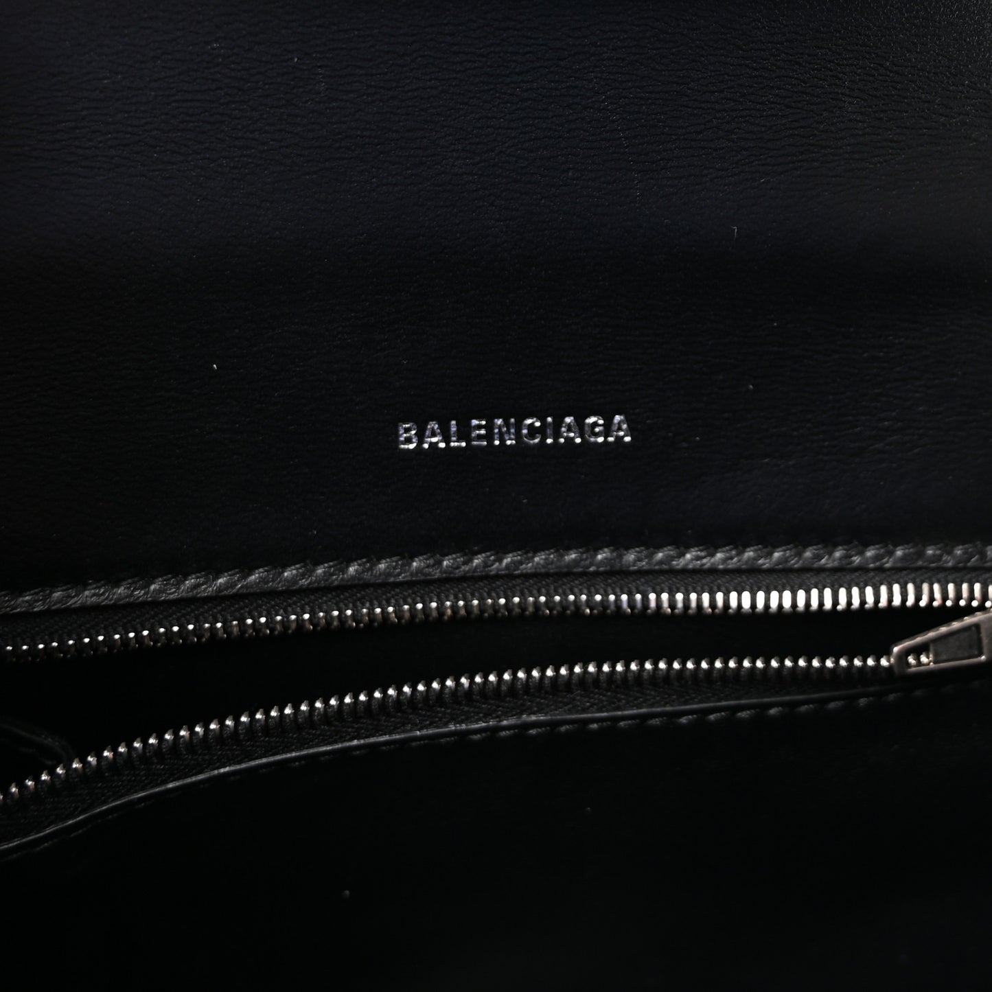 Grained Calfskin Small Hourglass Top Handle Bag Black